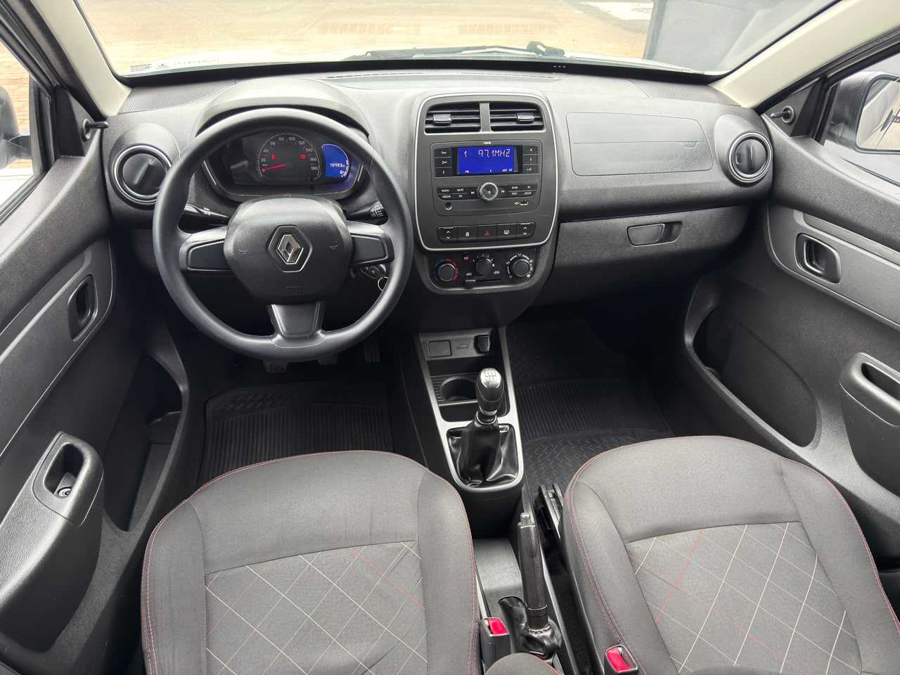 KWID ZEN 1.0 / COMPLETO