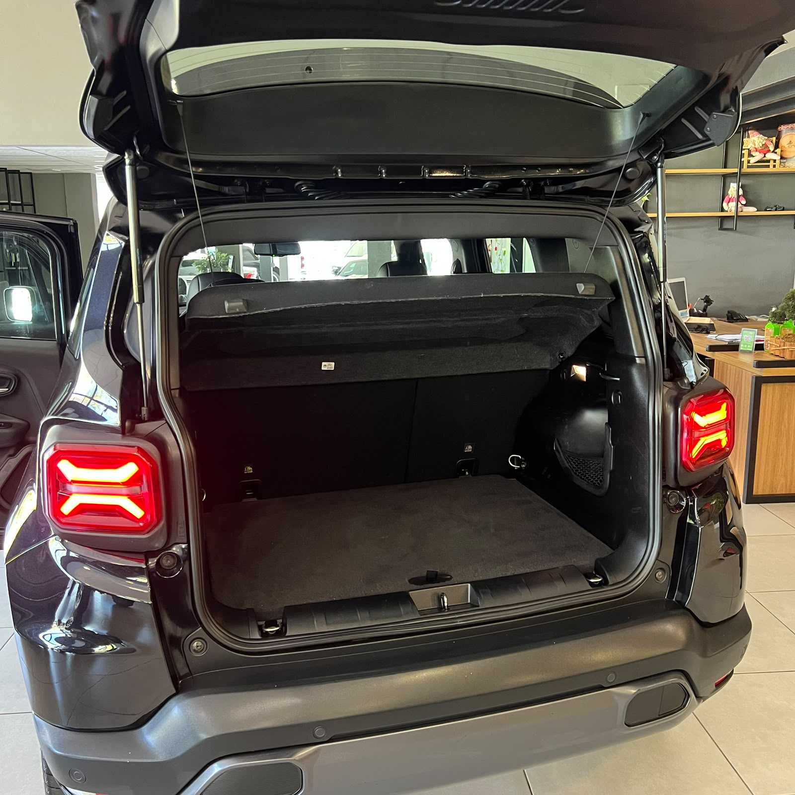 RENEGADE S T270 1.3T 4X4 AUT
