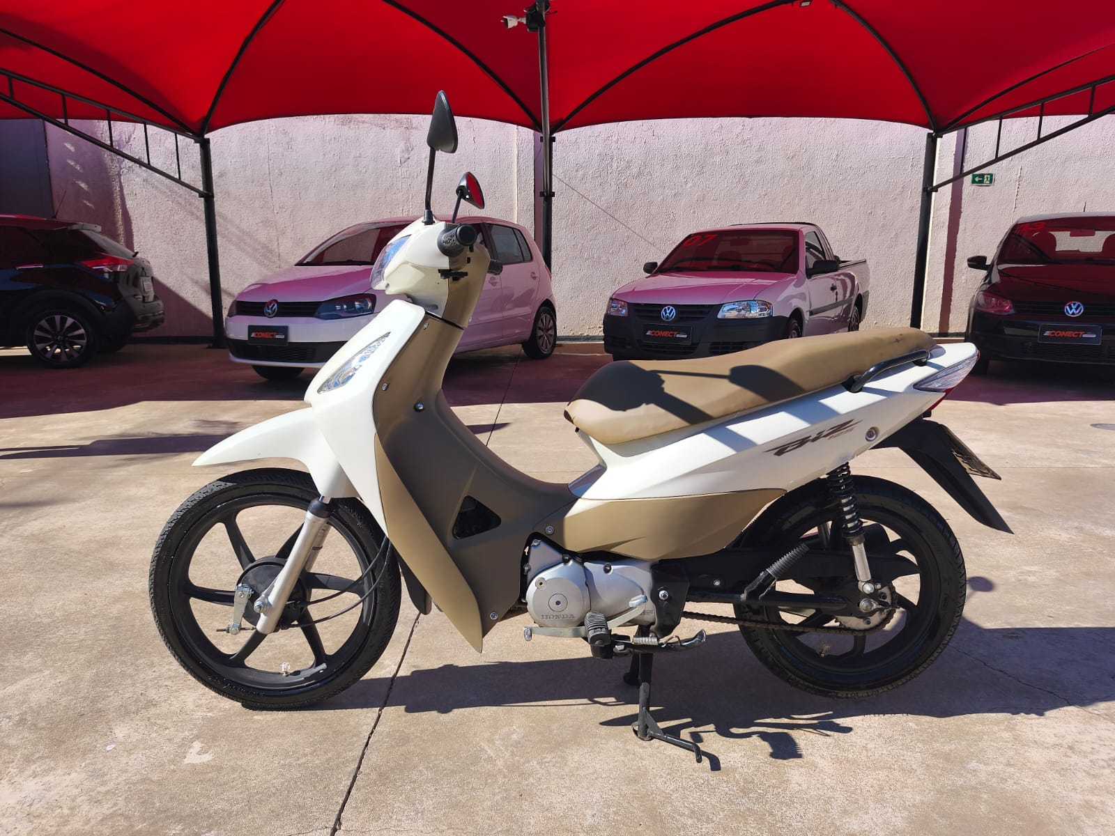 BIZ 125 ES