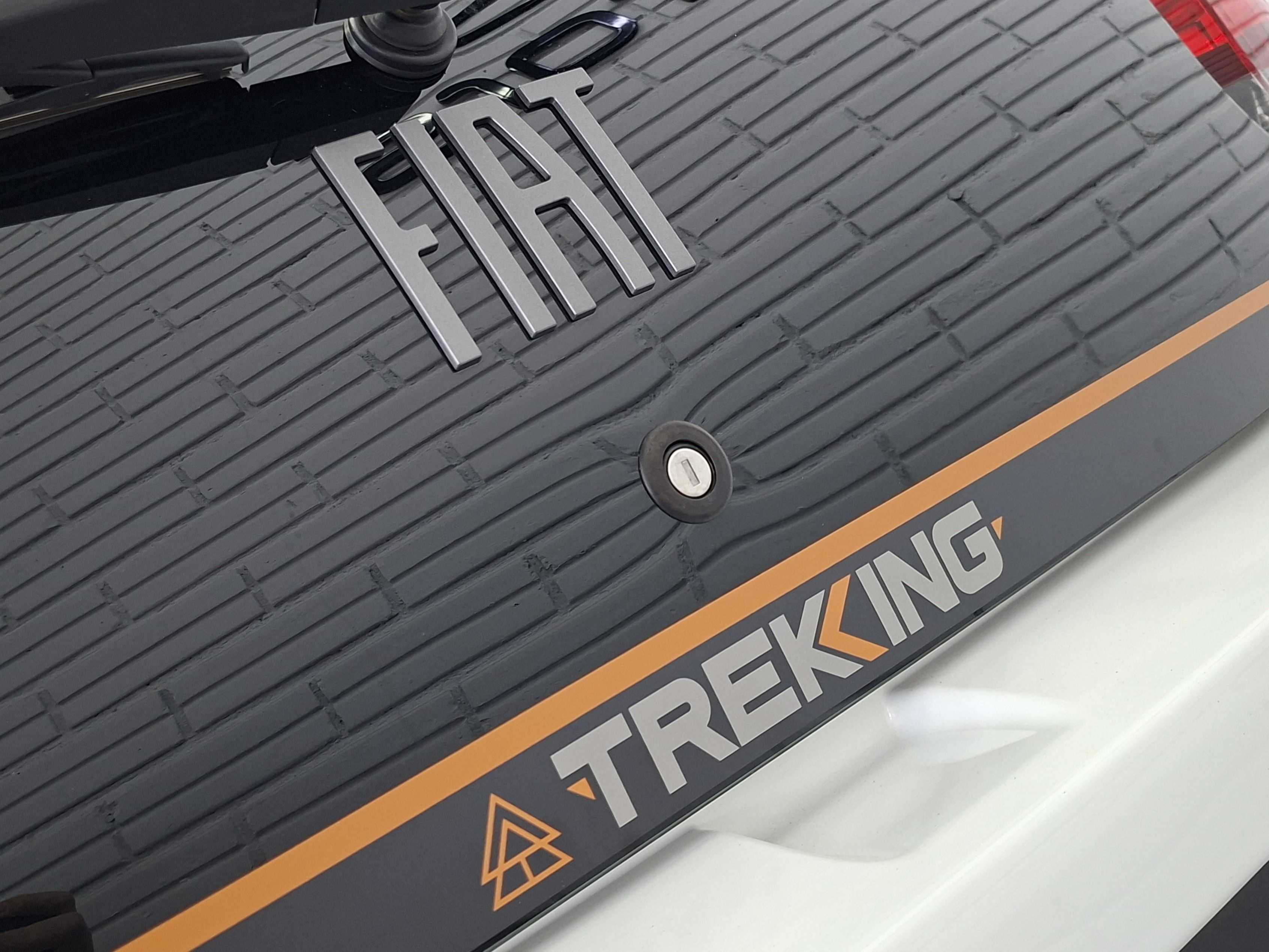 MOBI TREKKING 1.0