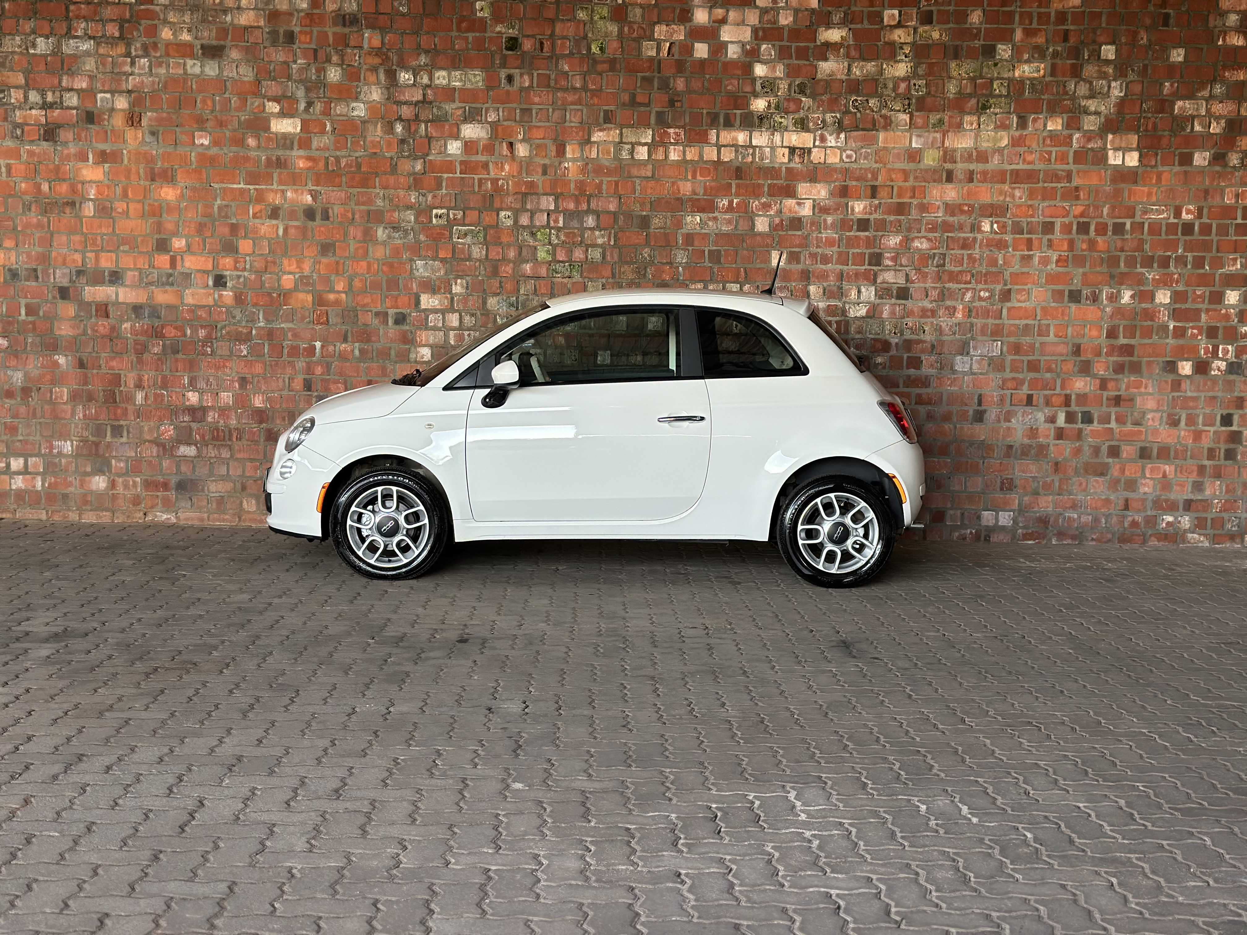 FIAT 500 CULT 1.4 FLEX AT
