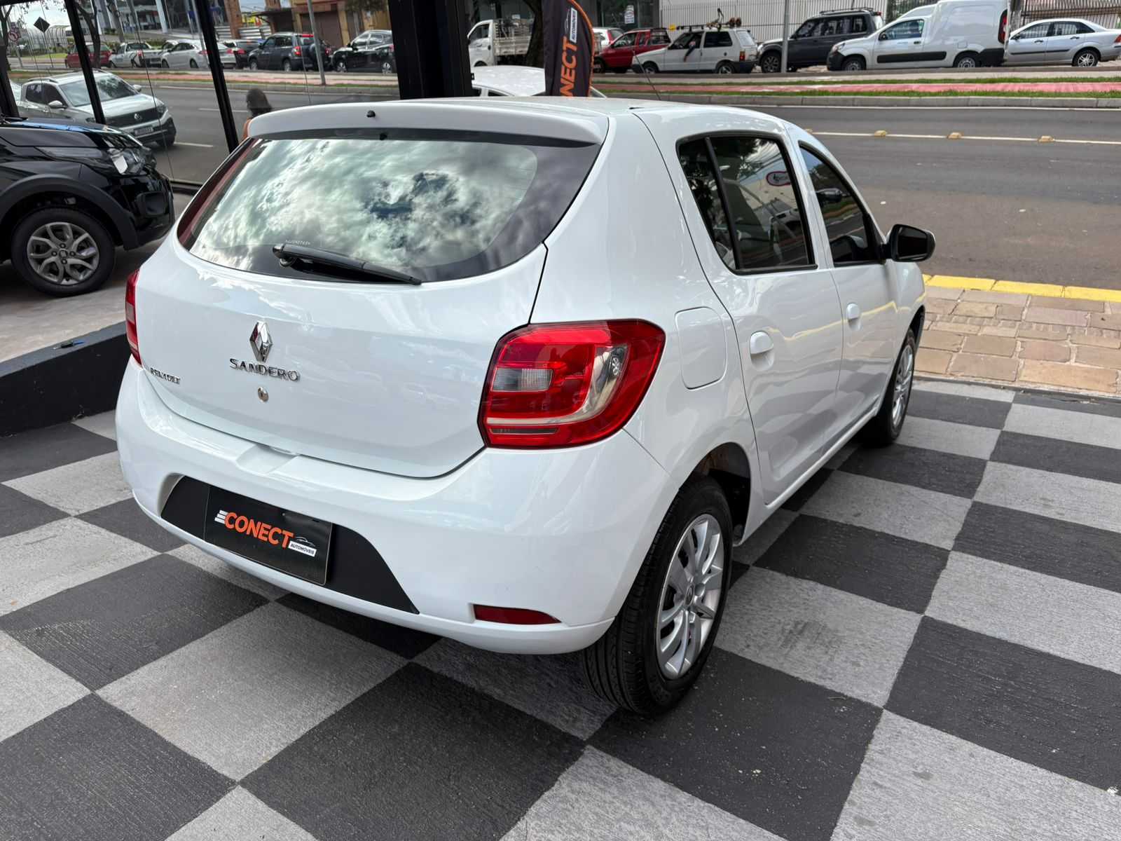 SANDERO AUTHENTIQUE 1.0