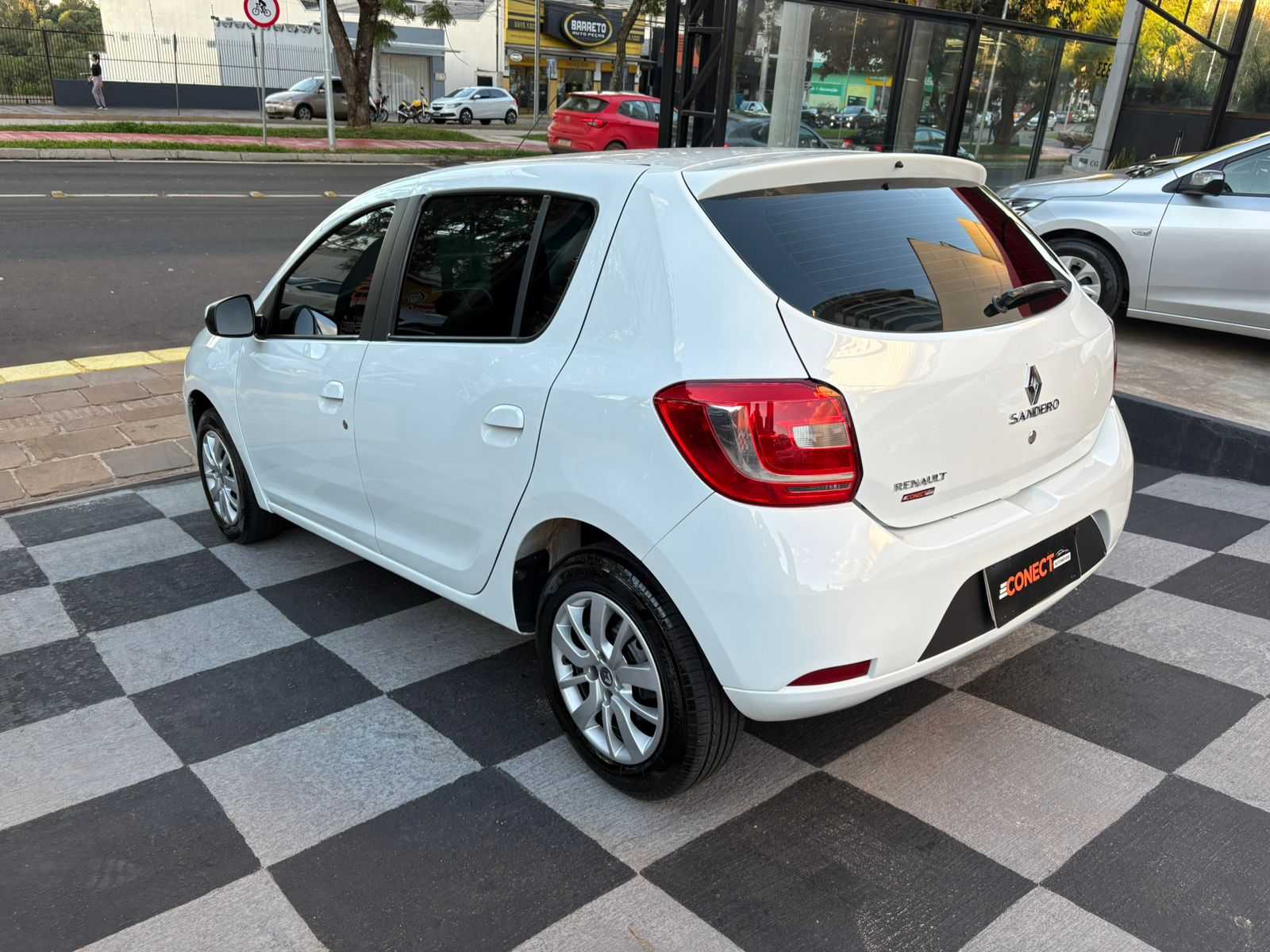 SANDERO AUTHENTIQUE 1.0