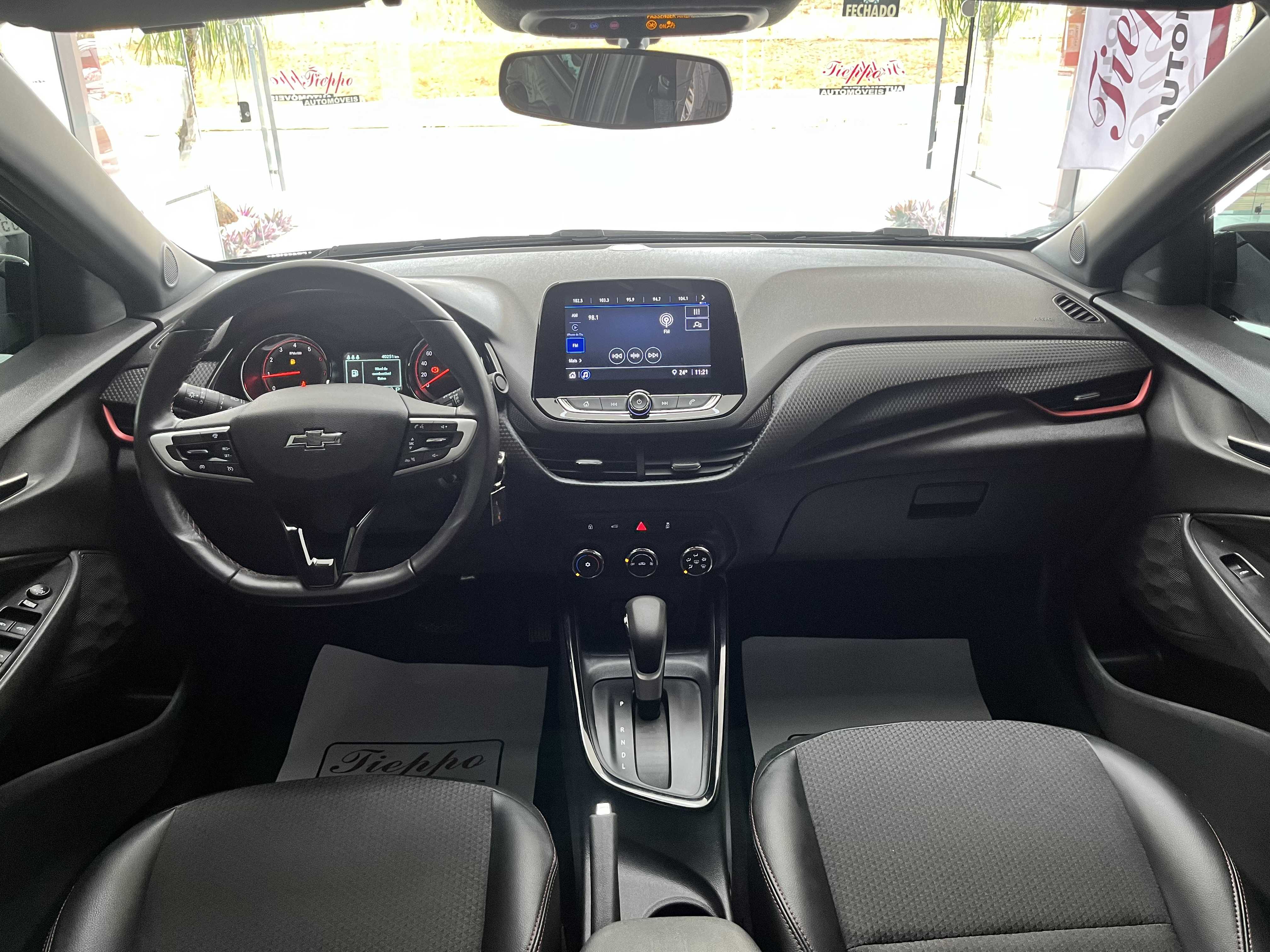 ONIX RS 1.0 TURBO AT