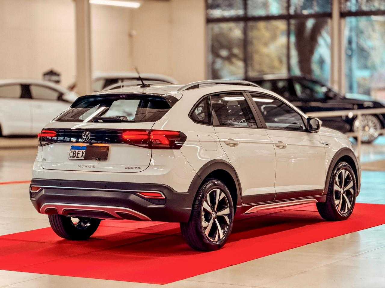 NIVUS 1.0 200TSI HIGHLINE FLEX
