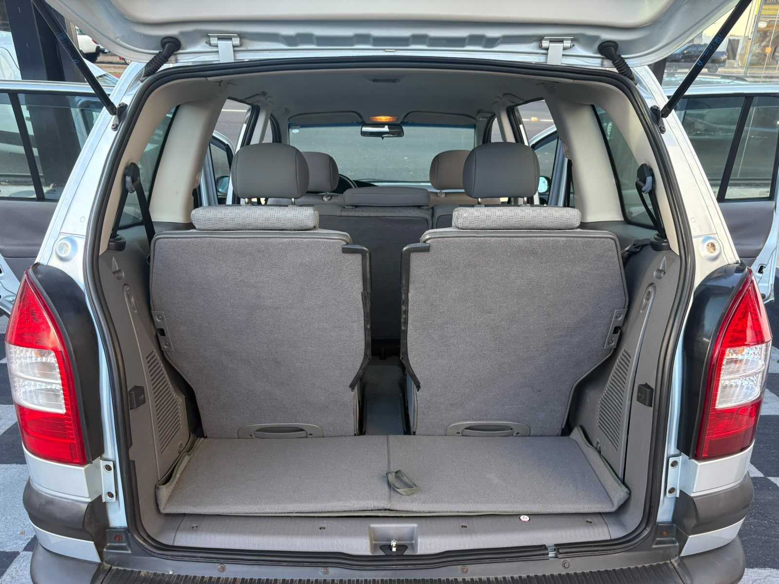 ZAFIRA 2.0 AT 7 LUGARES
