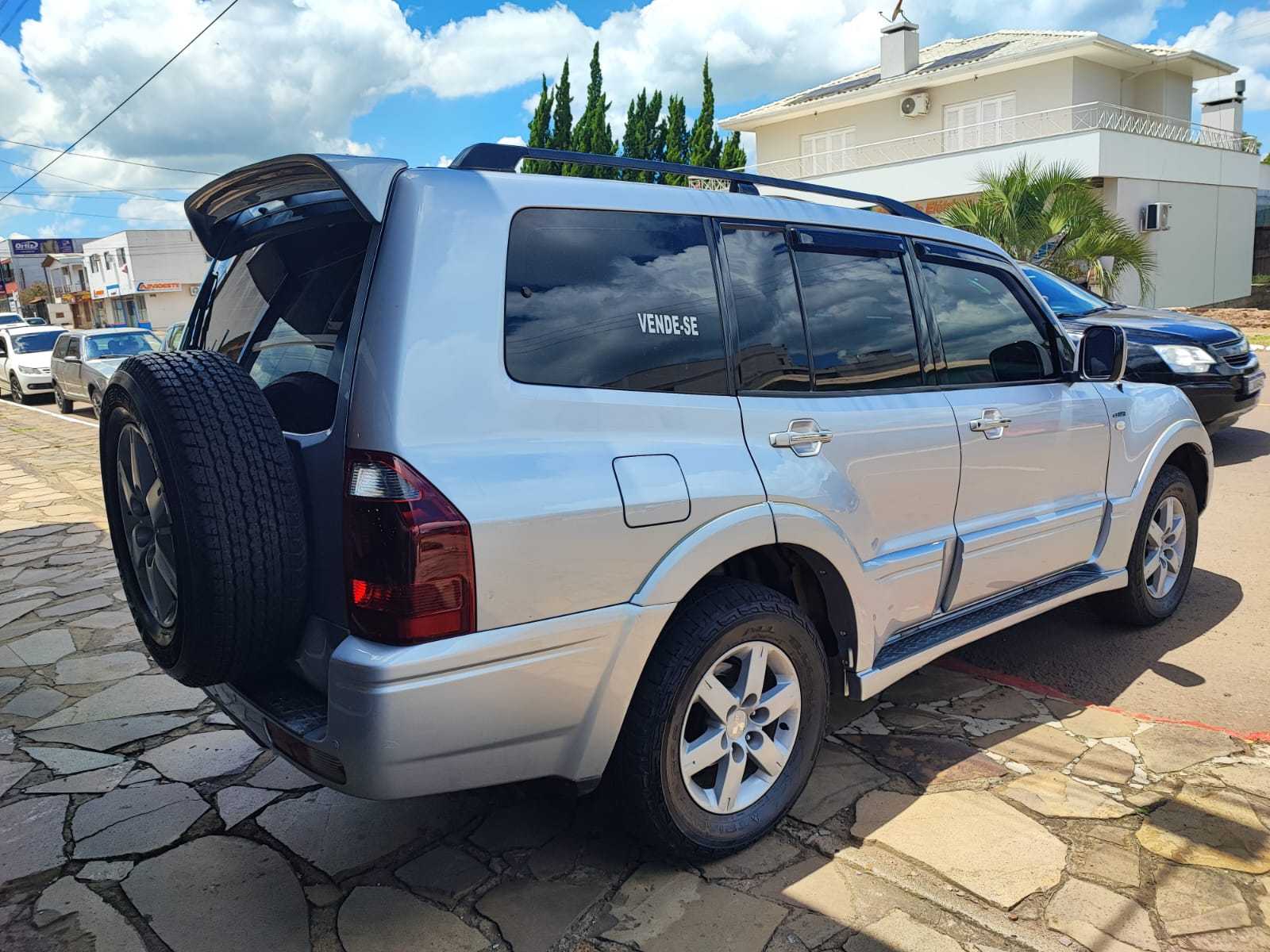 PAJERO FULL 3.8 V6 HPE 2007