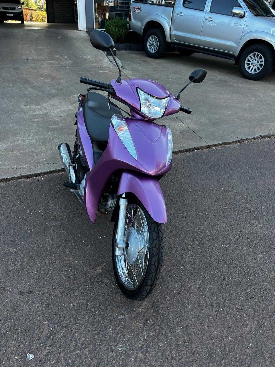 BIZ 125 ES