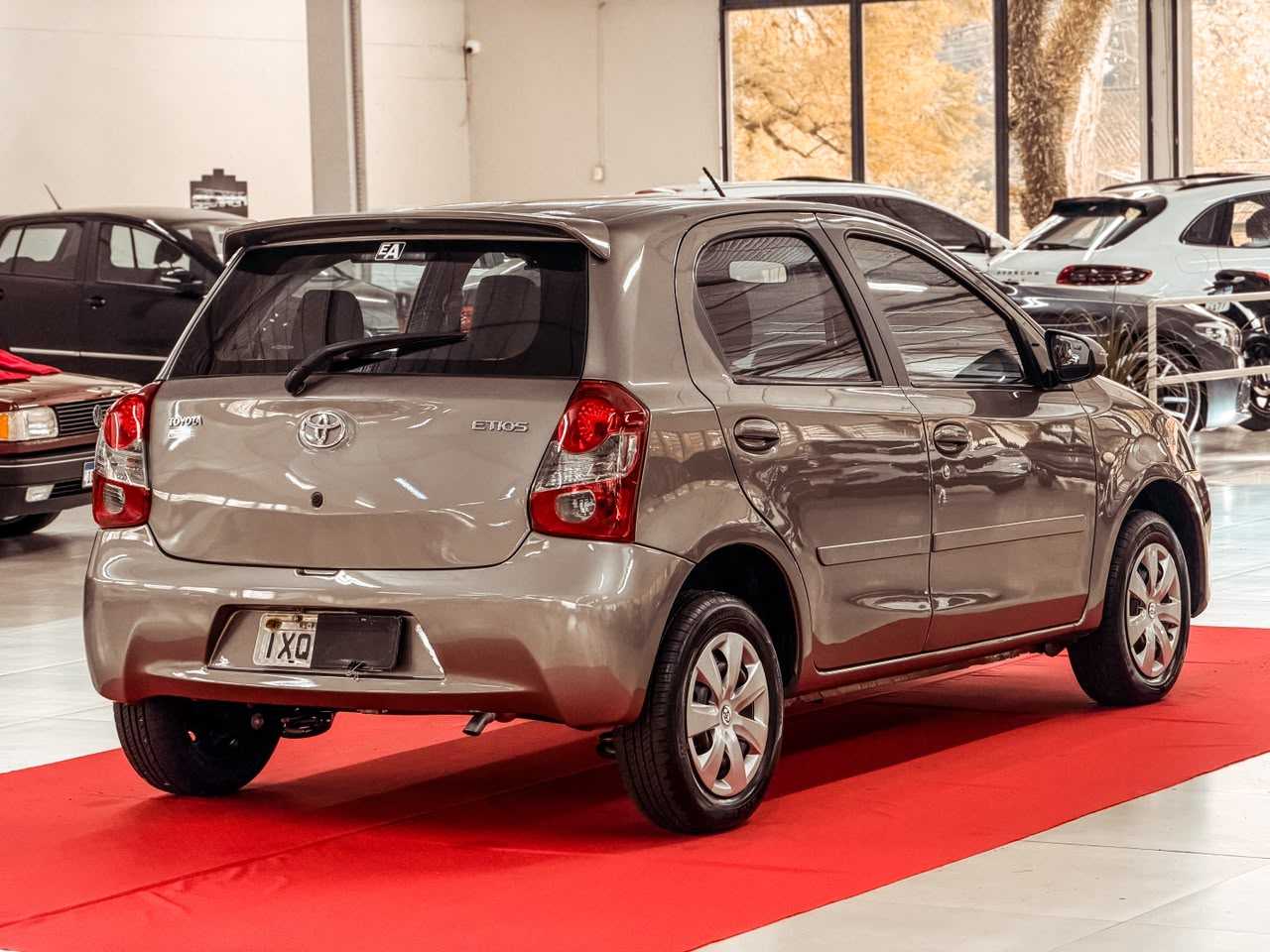 ETIOS 1.5 XS FLEX AUT.