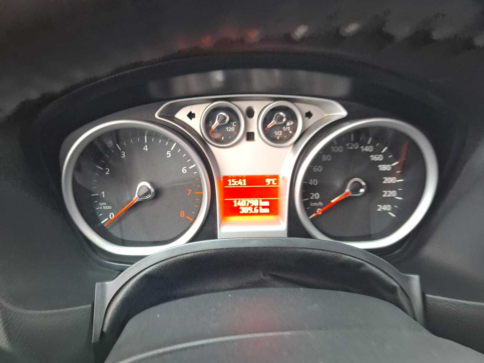 FOCUS SEDAN 2.0 AUT.