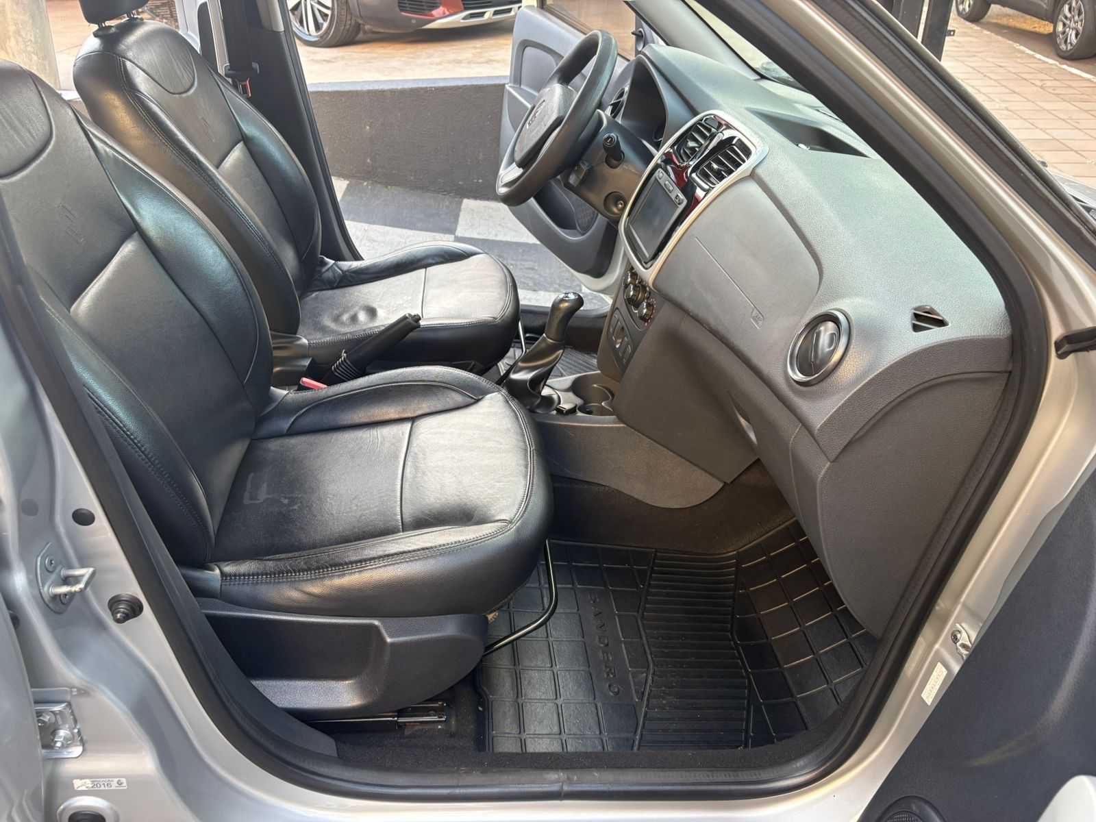 SANDERO  1.6 8V COMPLETO