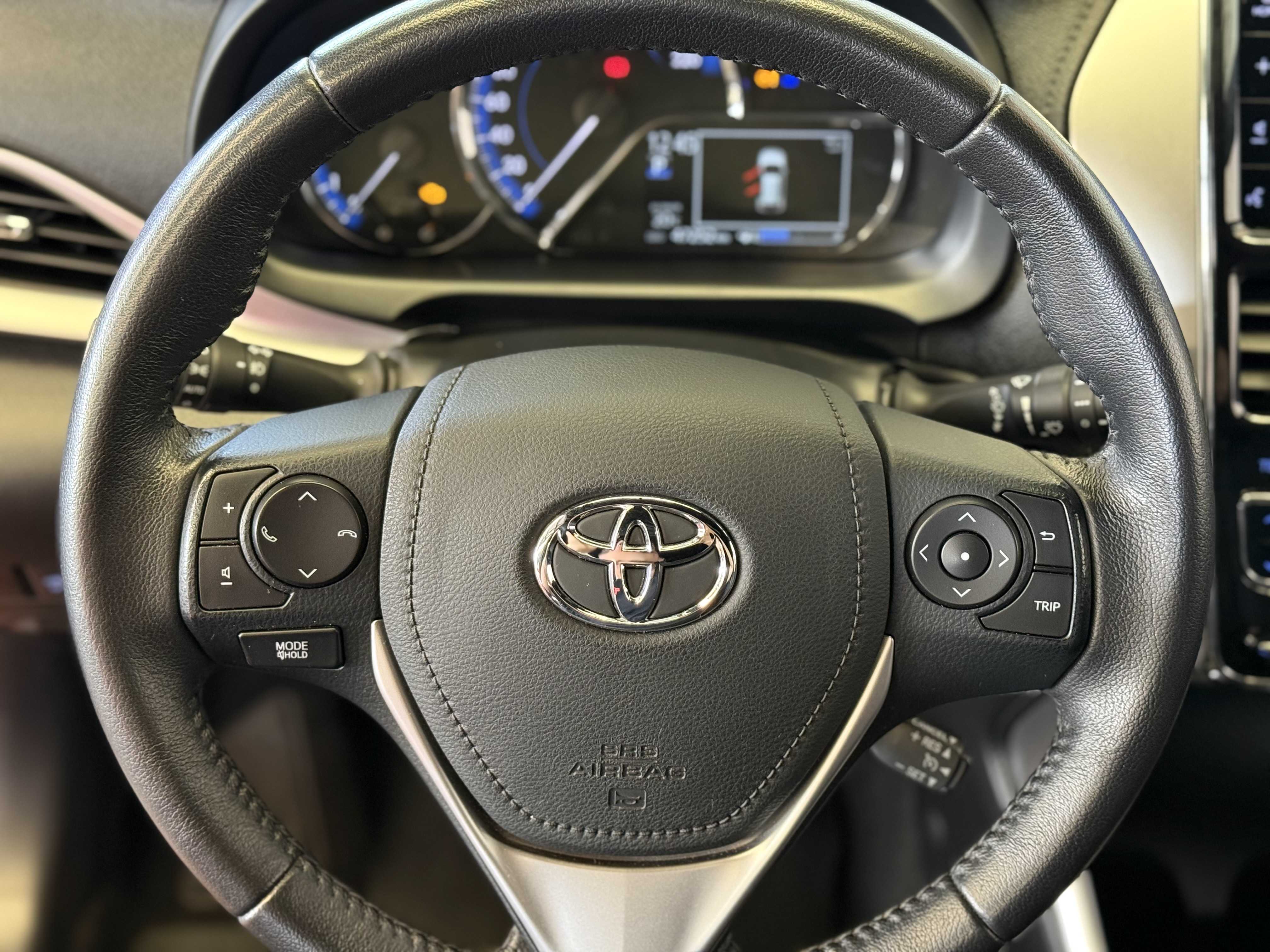 YARIS 1.5 XS AUTOMÁTICO