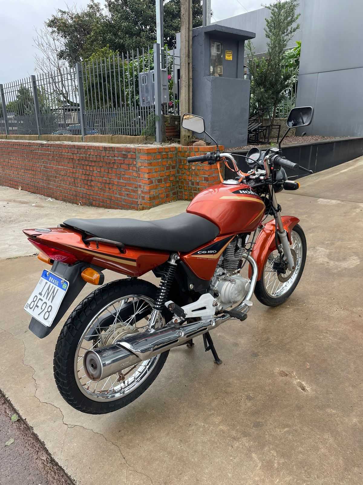 CG 150 TITAN SPECIAL EDITION