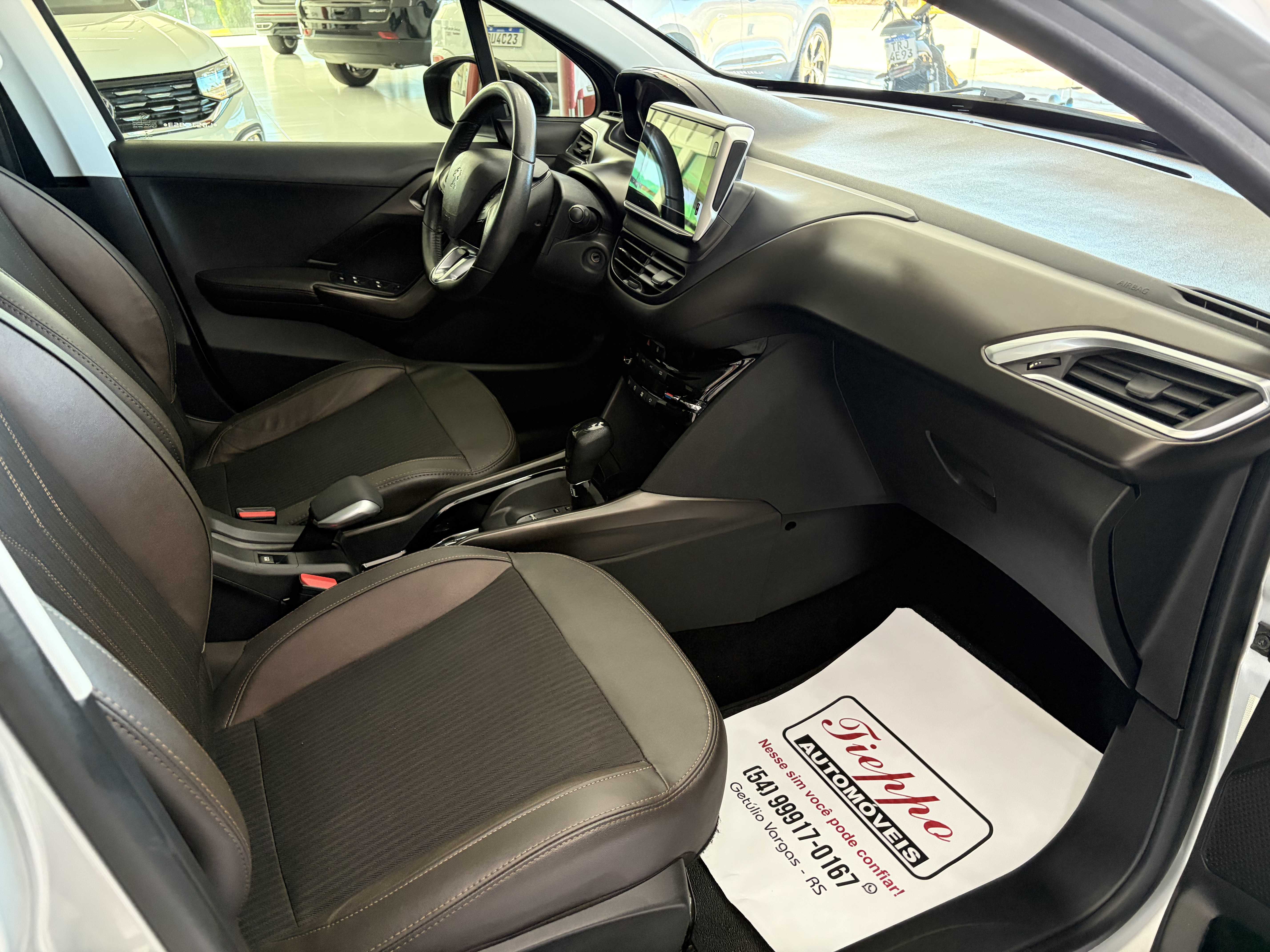 PEUGEOT 2008 GRIFFE 1.6 T AT