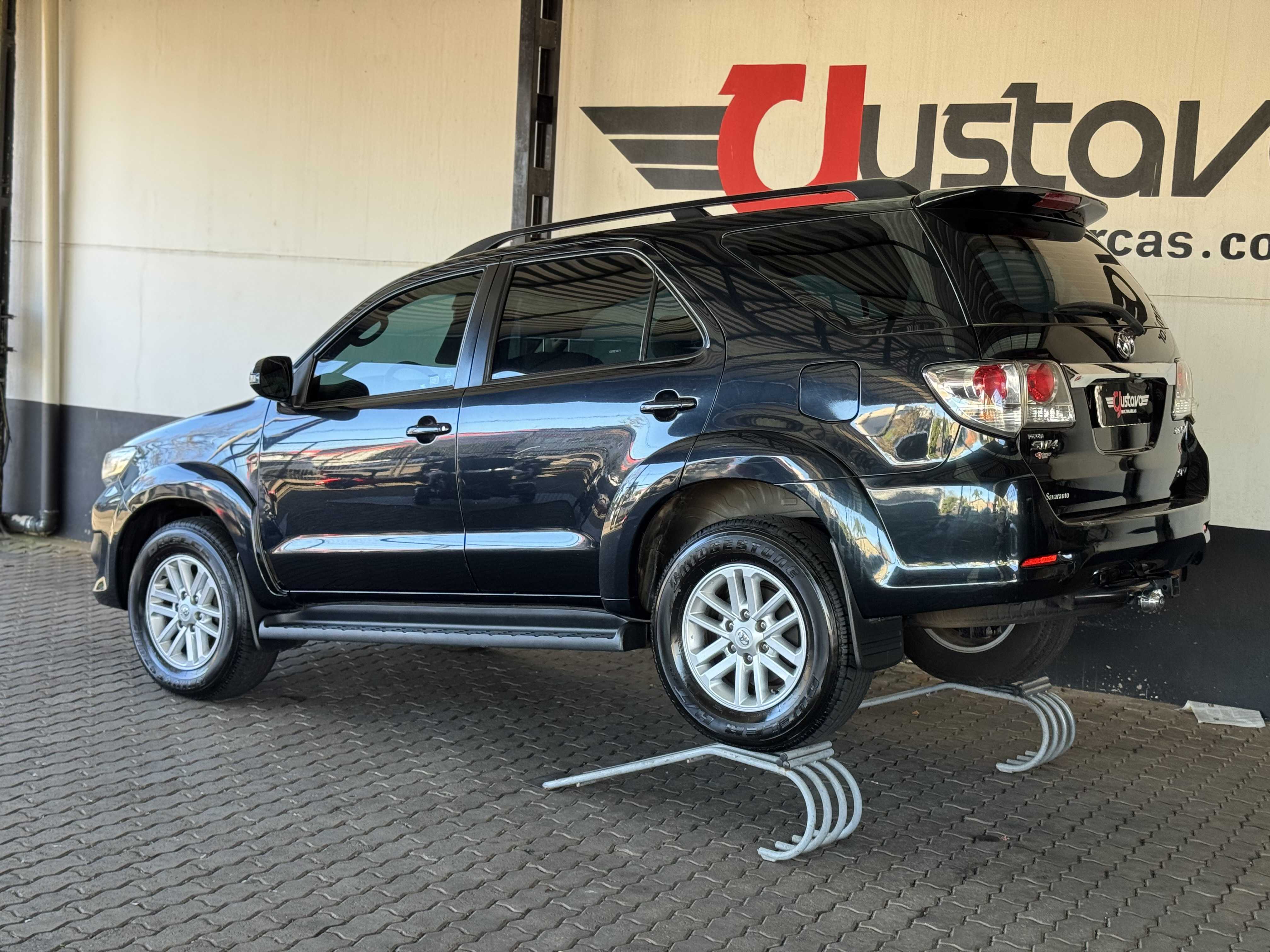 HILUX SW4 SRV