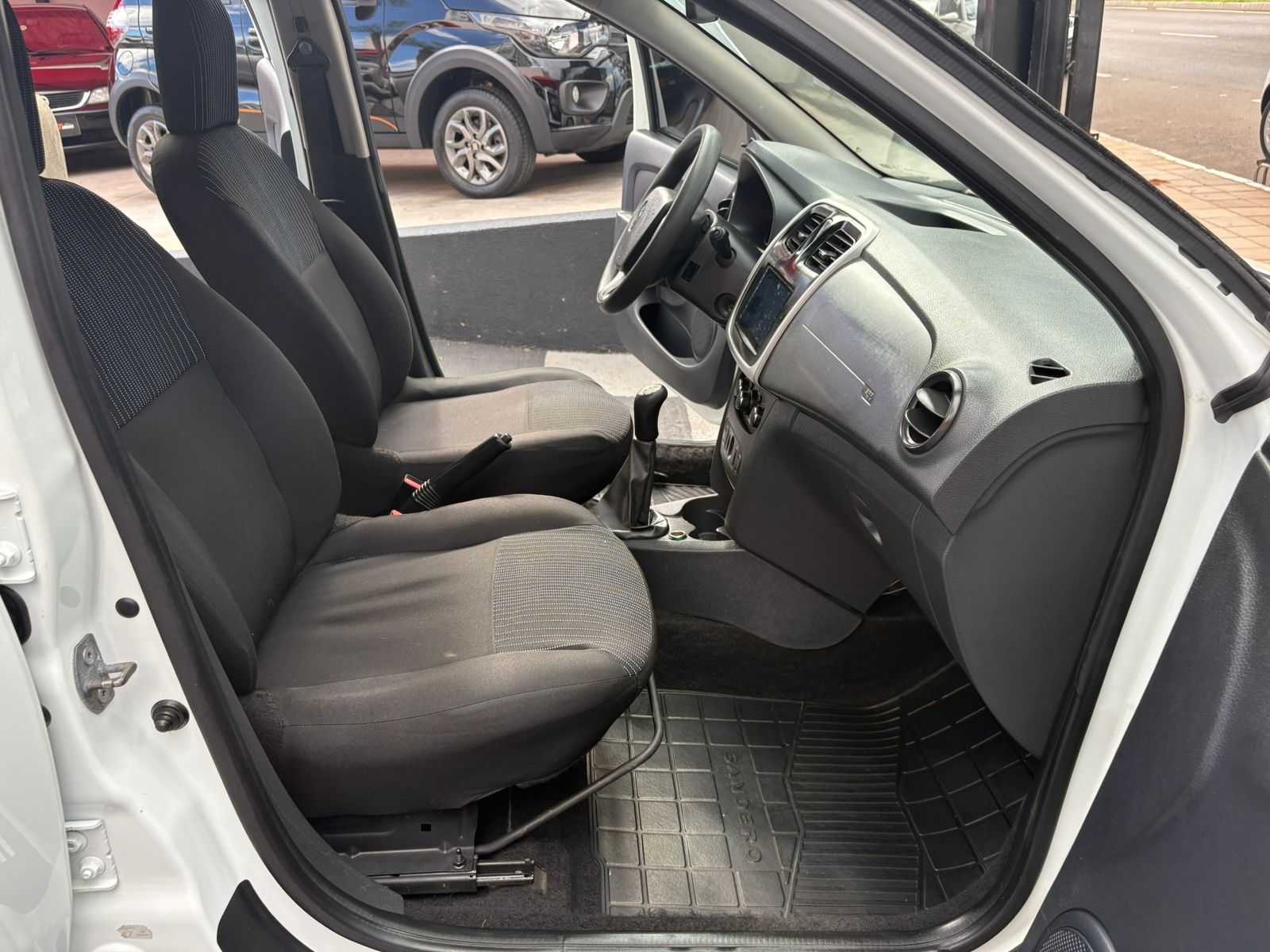 SANDERO AUTHENTIQUE 1.0