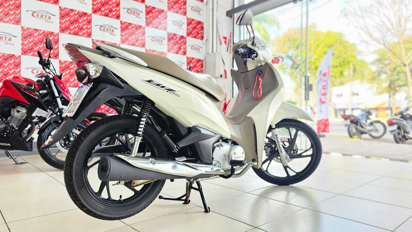 BIZ 125 ÚNICA DONA