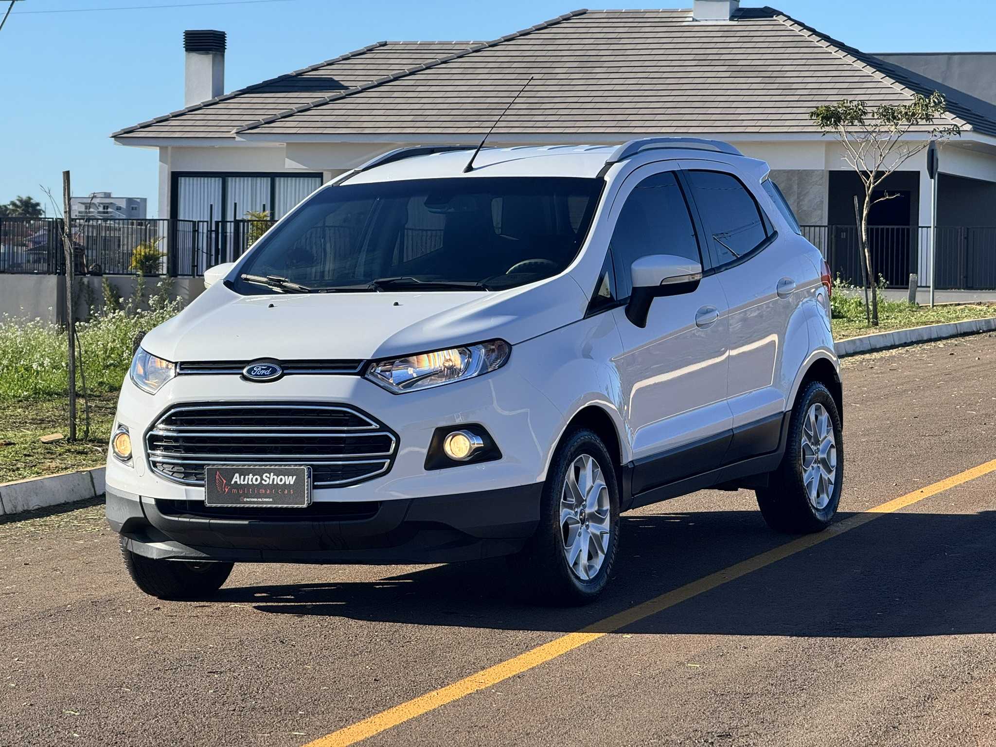 ECOSPORT  TITANIUN