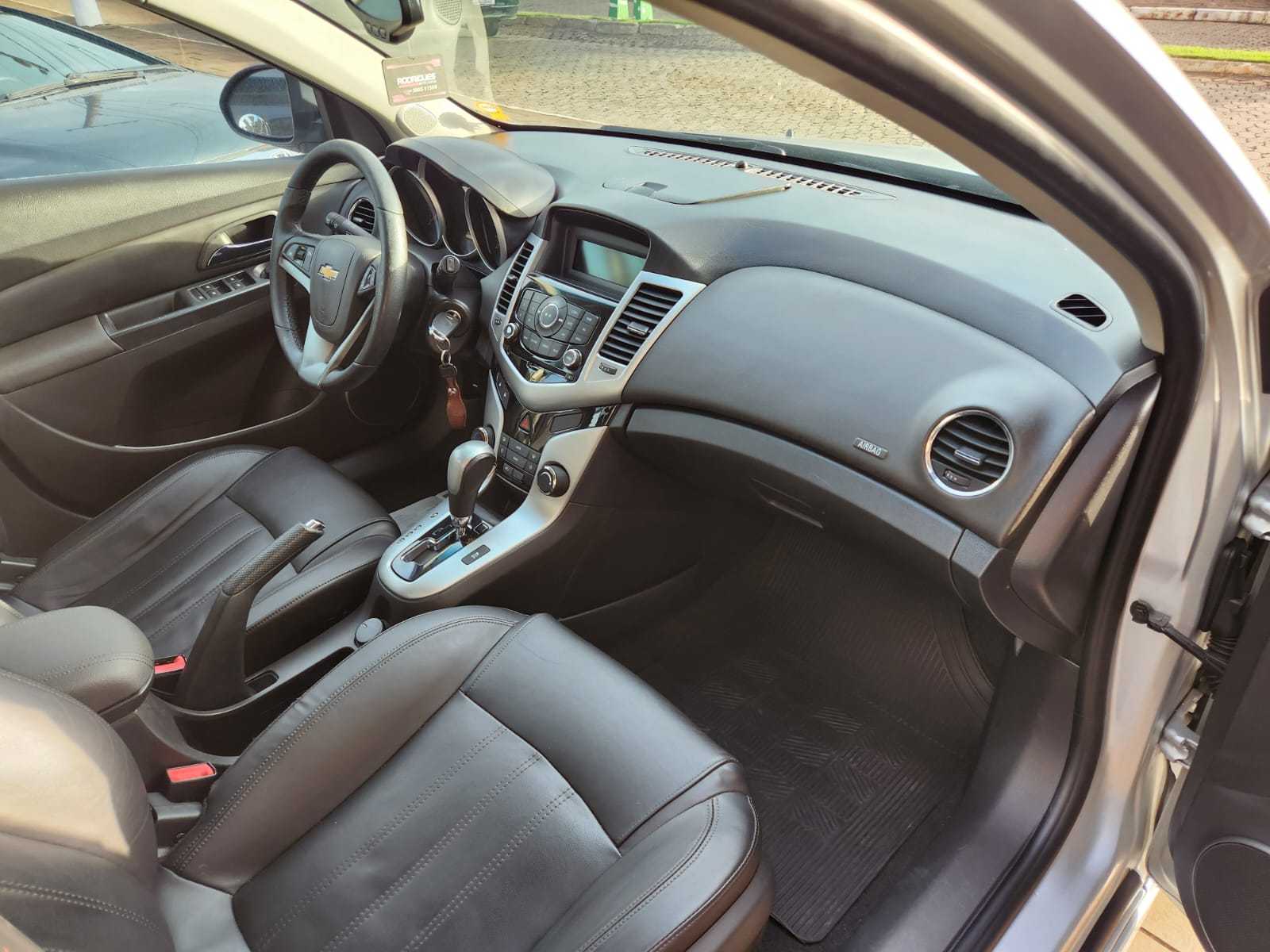 CRUZE HATCH LT 1.8 SPORT6 AUT