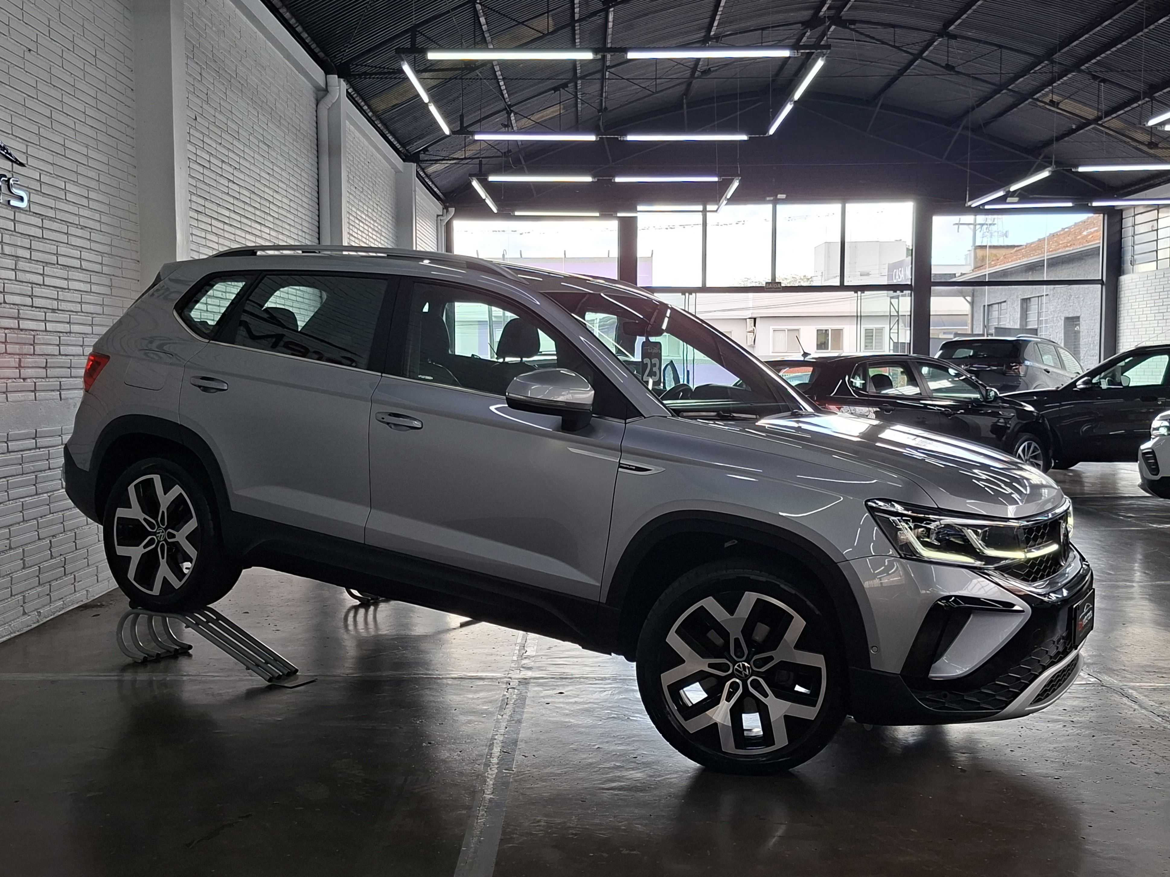 TAOS HIGHLINE 250TSI