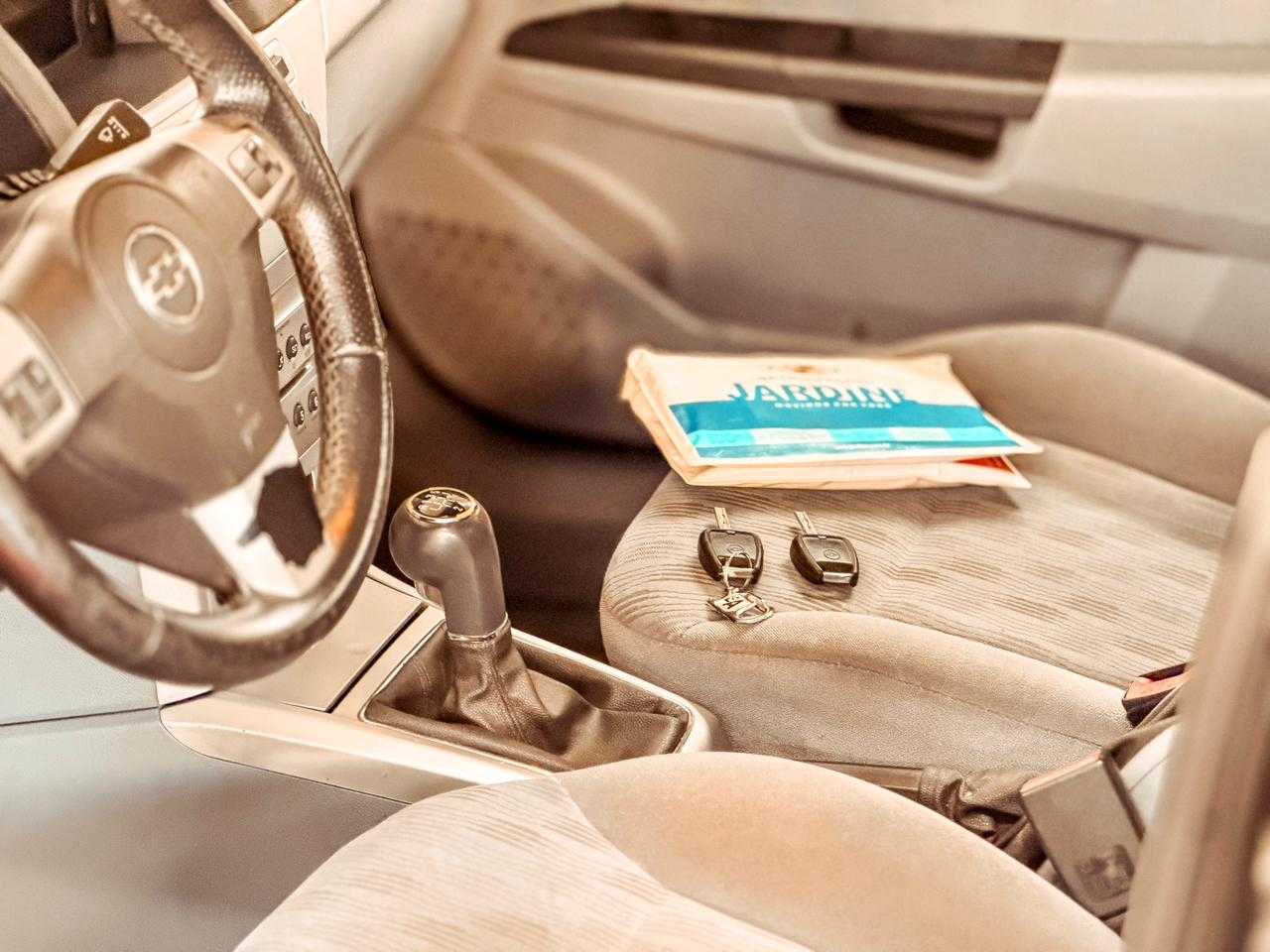 VECTRA 2.0 ELEGANCE FLEX 8V