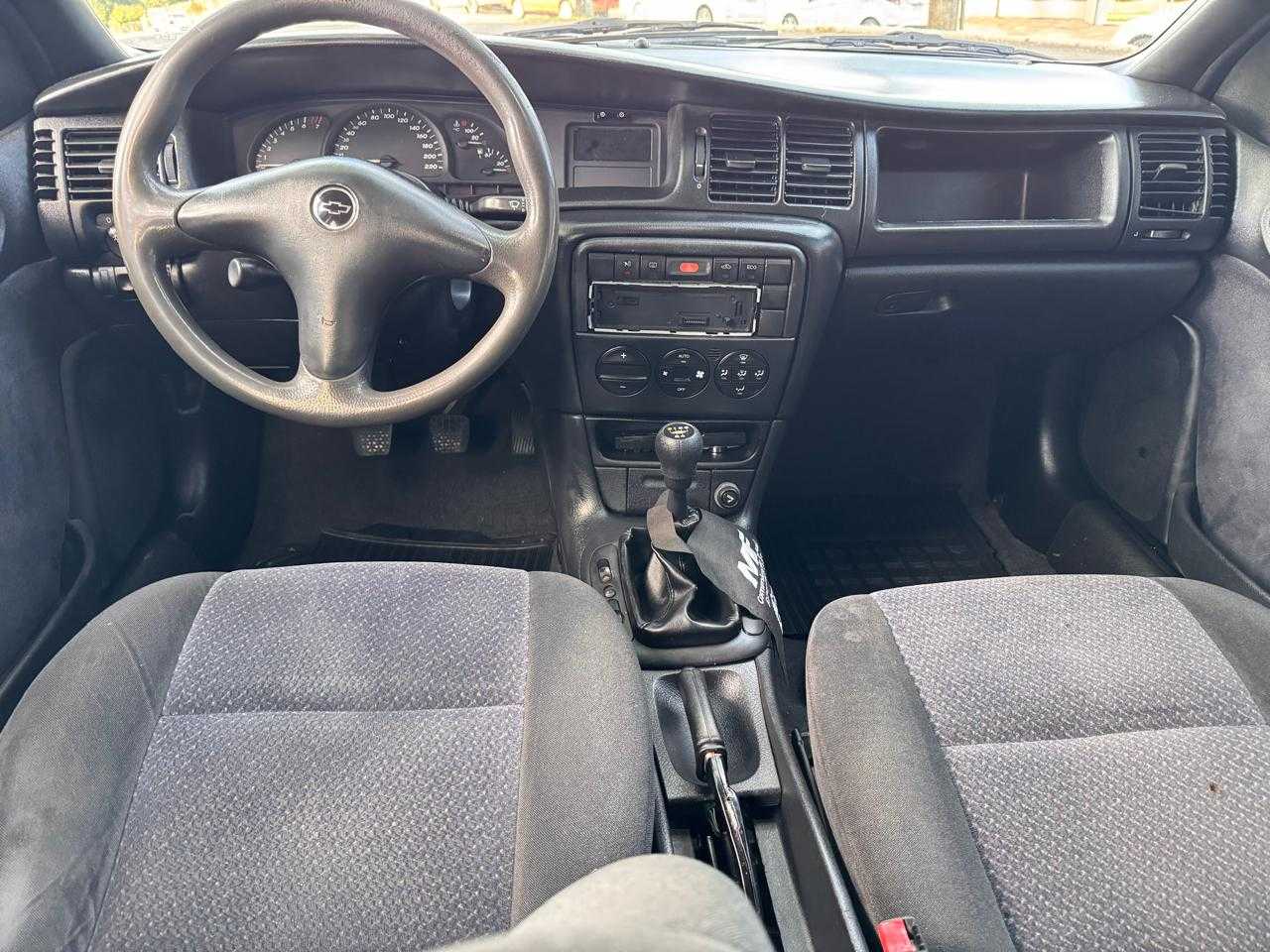 VECTRA GLS 2.2
