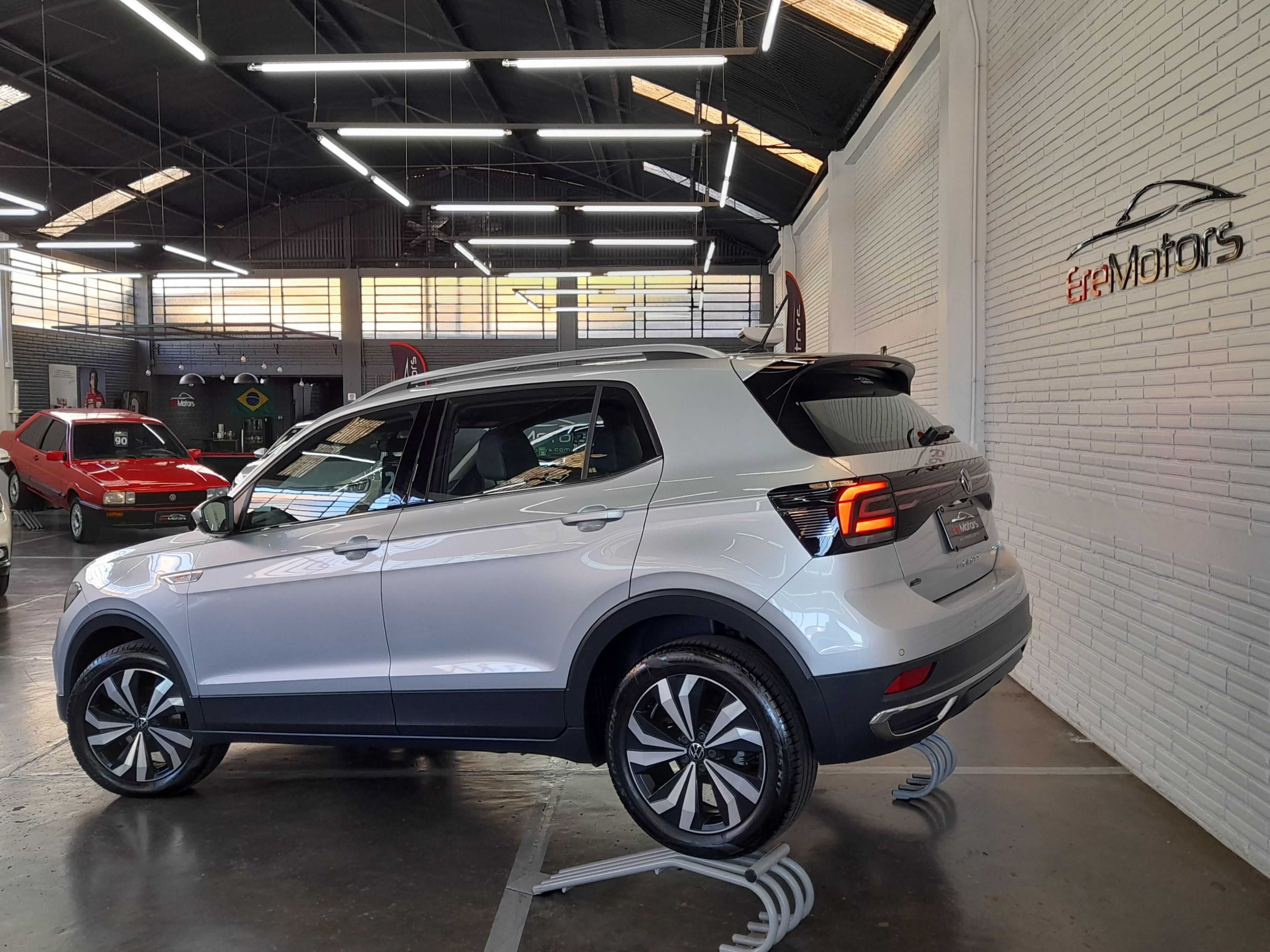 T-CROSS HIGHLINE 250TSI