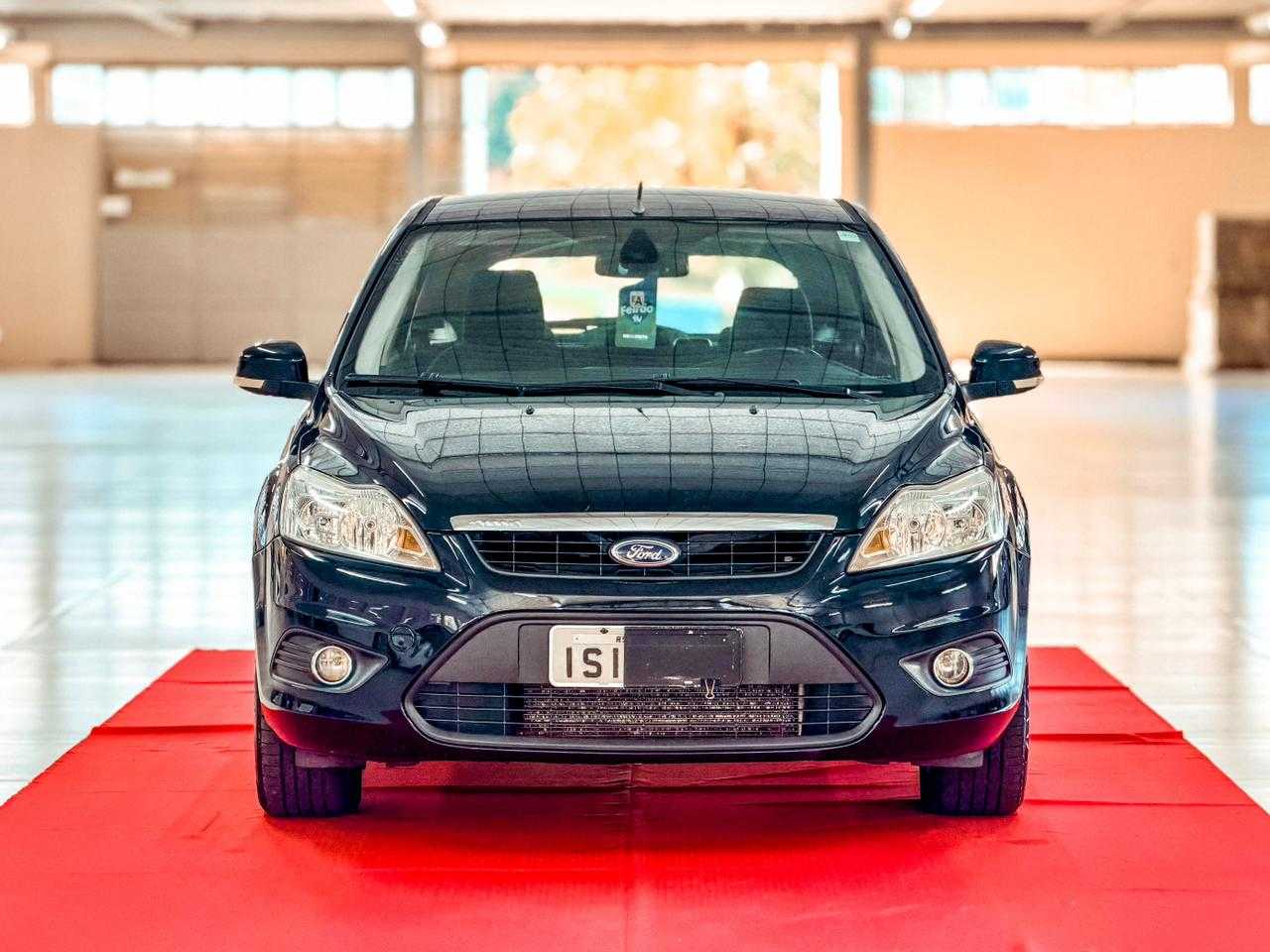 FOCUS 2.0 GLX 16V GASOLINA AUT