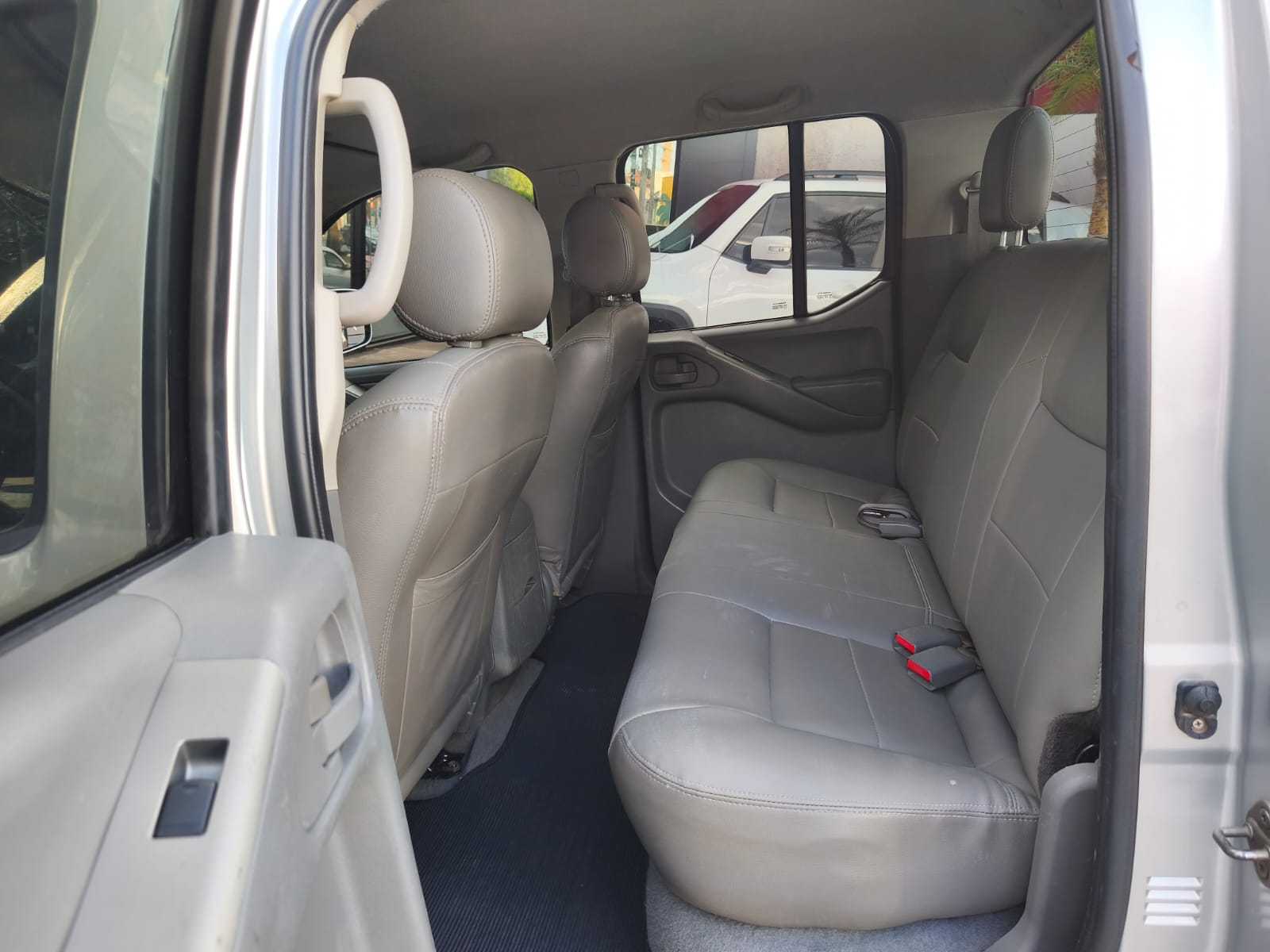 FRONTIER SE 2.5 4X4 MANUAL