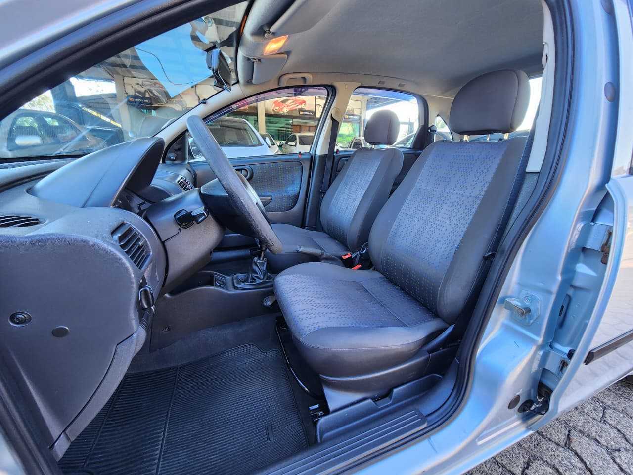 CORSA SEDAN MAXX 1.4