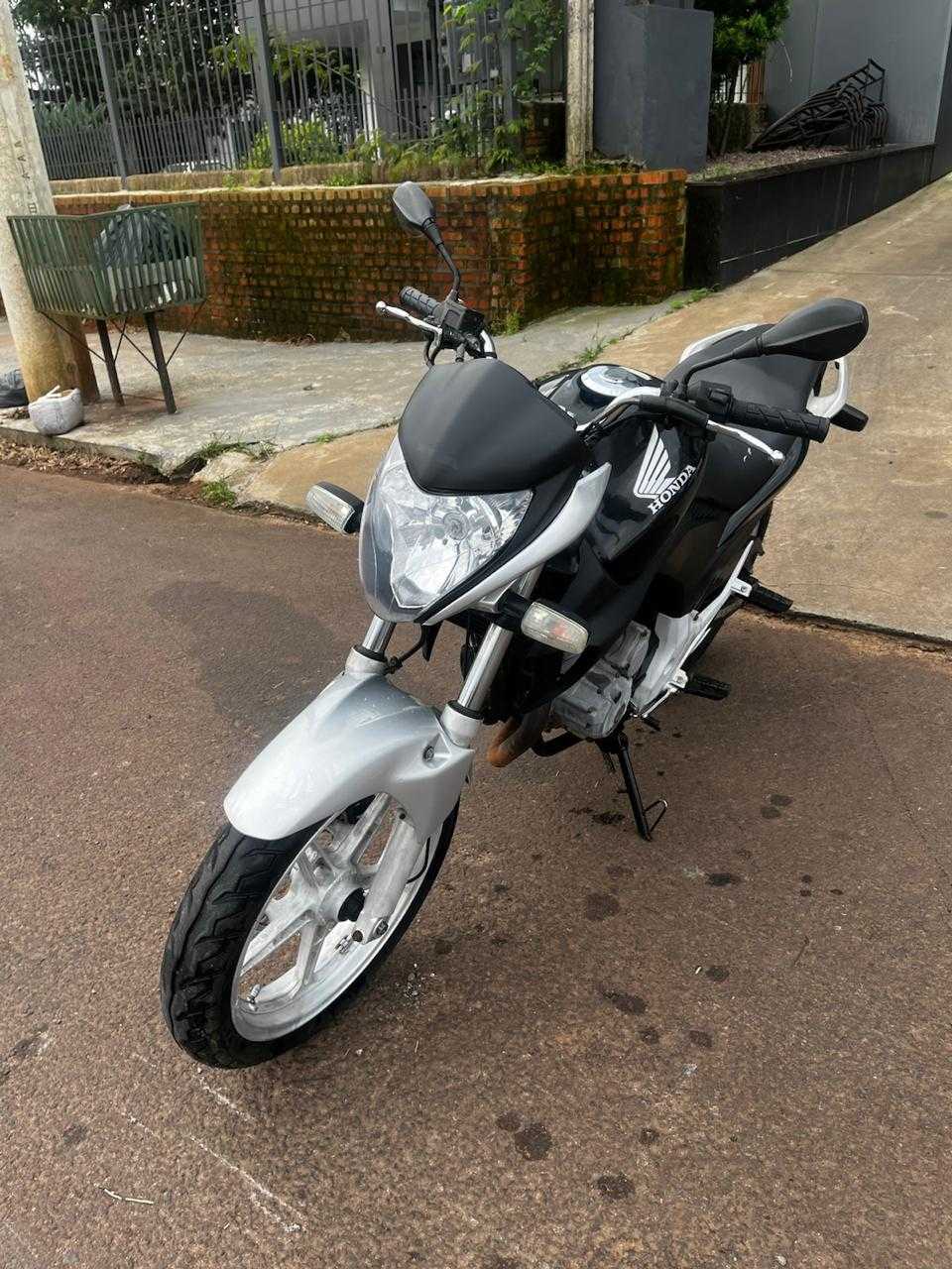 CB 300 R