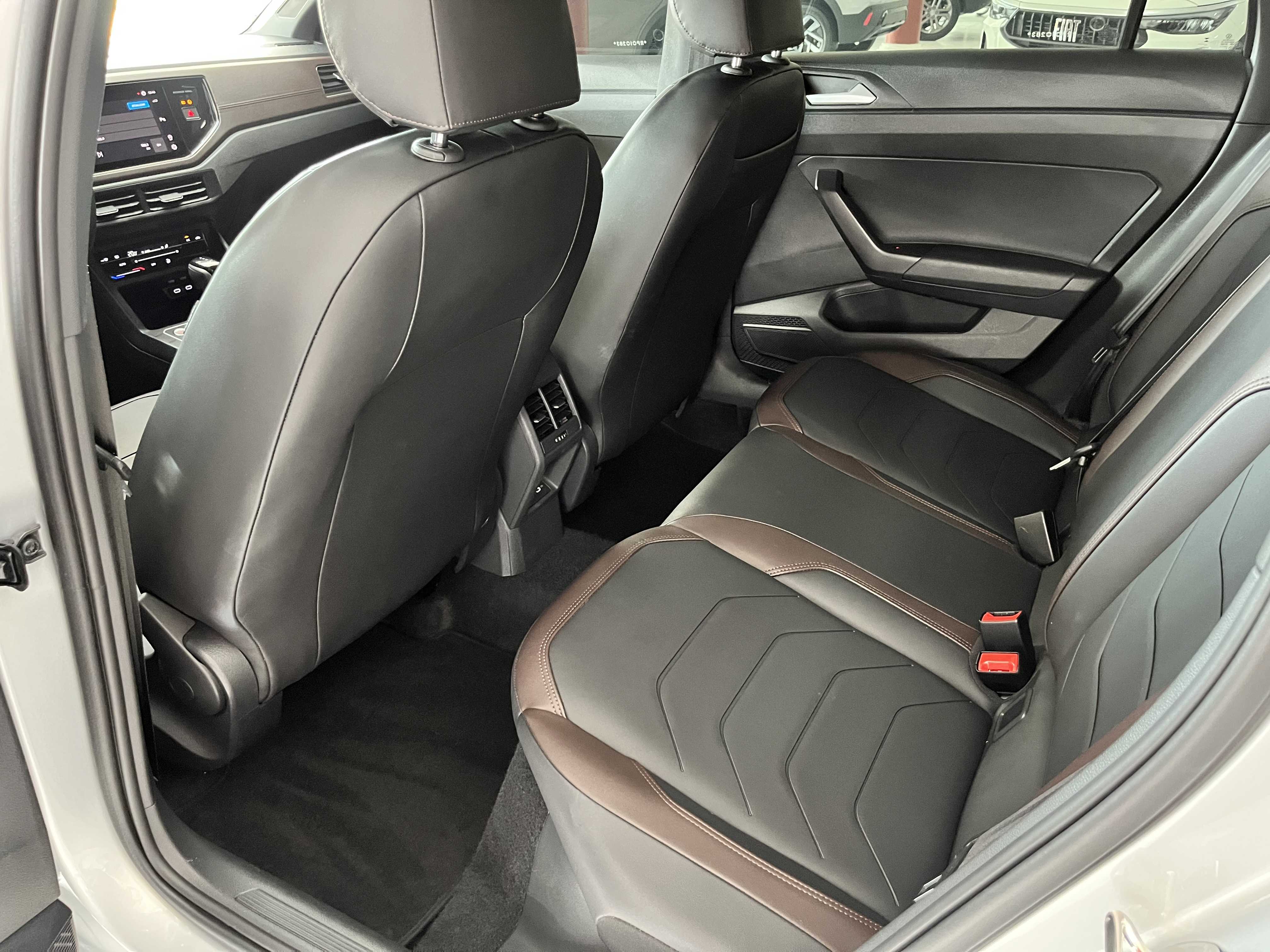 VIRTUS HIGHLINE 1.0 200 TSI AT