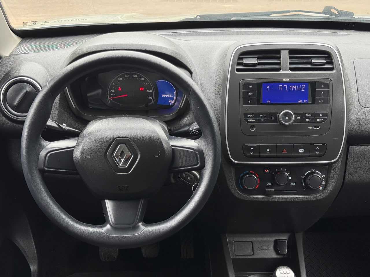 KWID ZEN 1.0 / COMPLETO