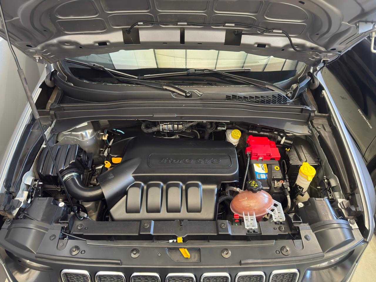 RENEGADE LONGITUDE 1.8 AUT