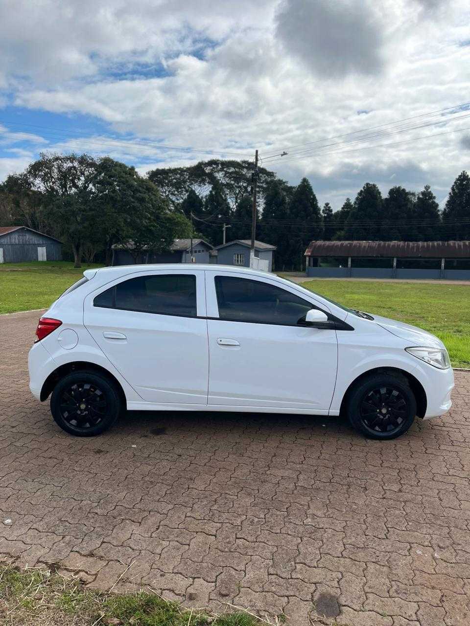 ONIX HATCH 1.0 8V