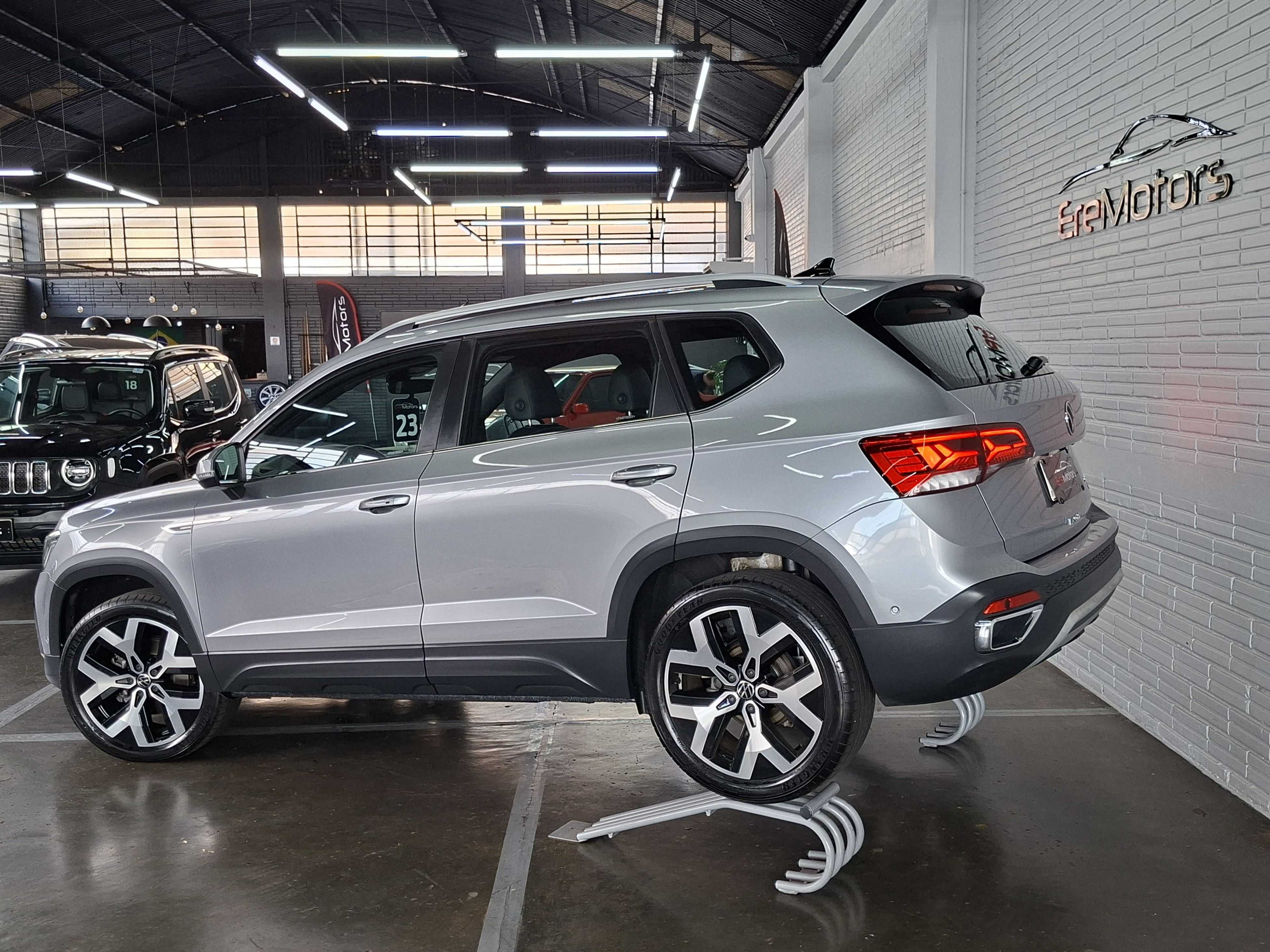 TAOS HIGHLINE 250TSI