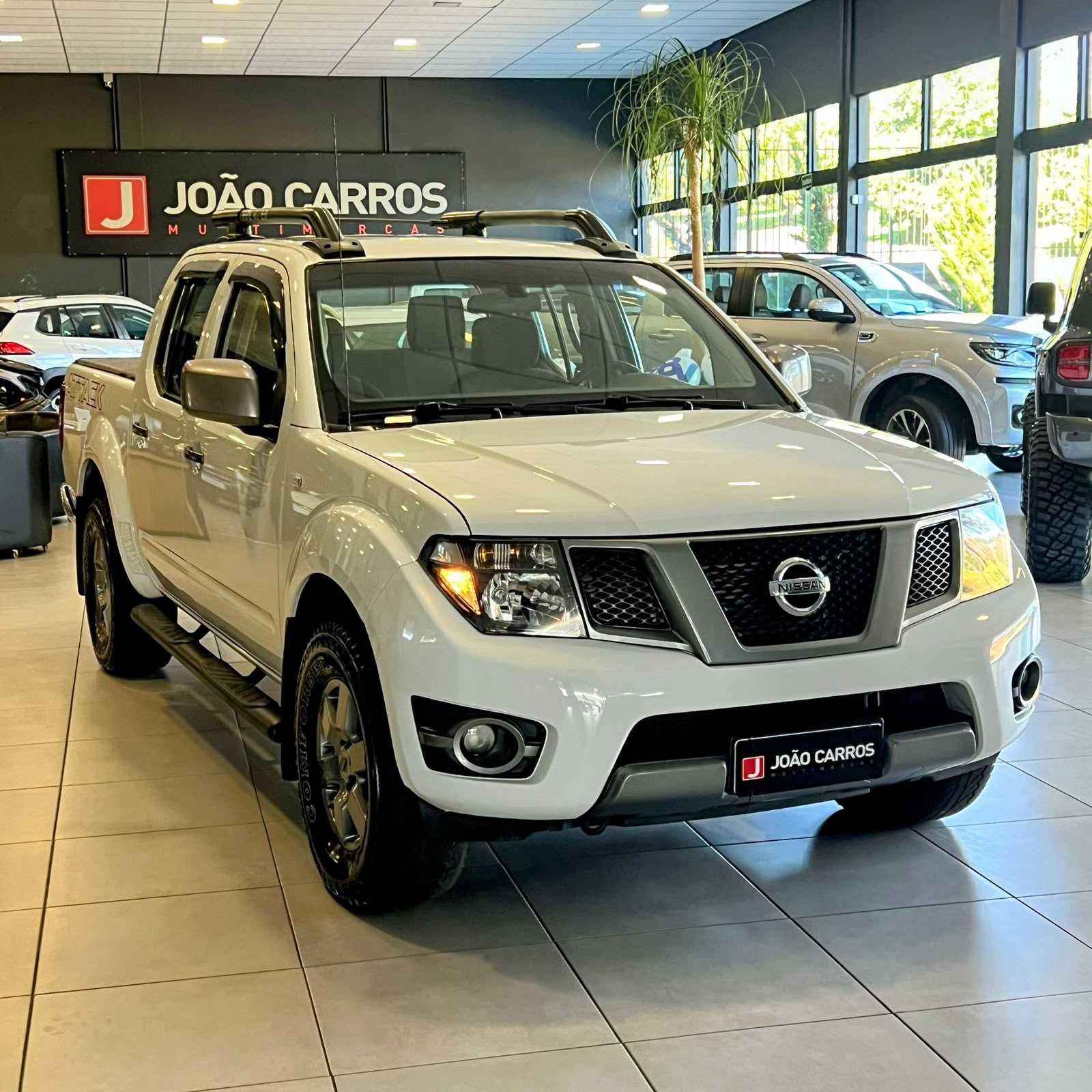 FRONTIER ATTACK SV 2.5TB 4X4