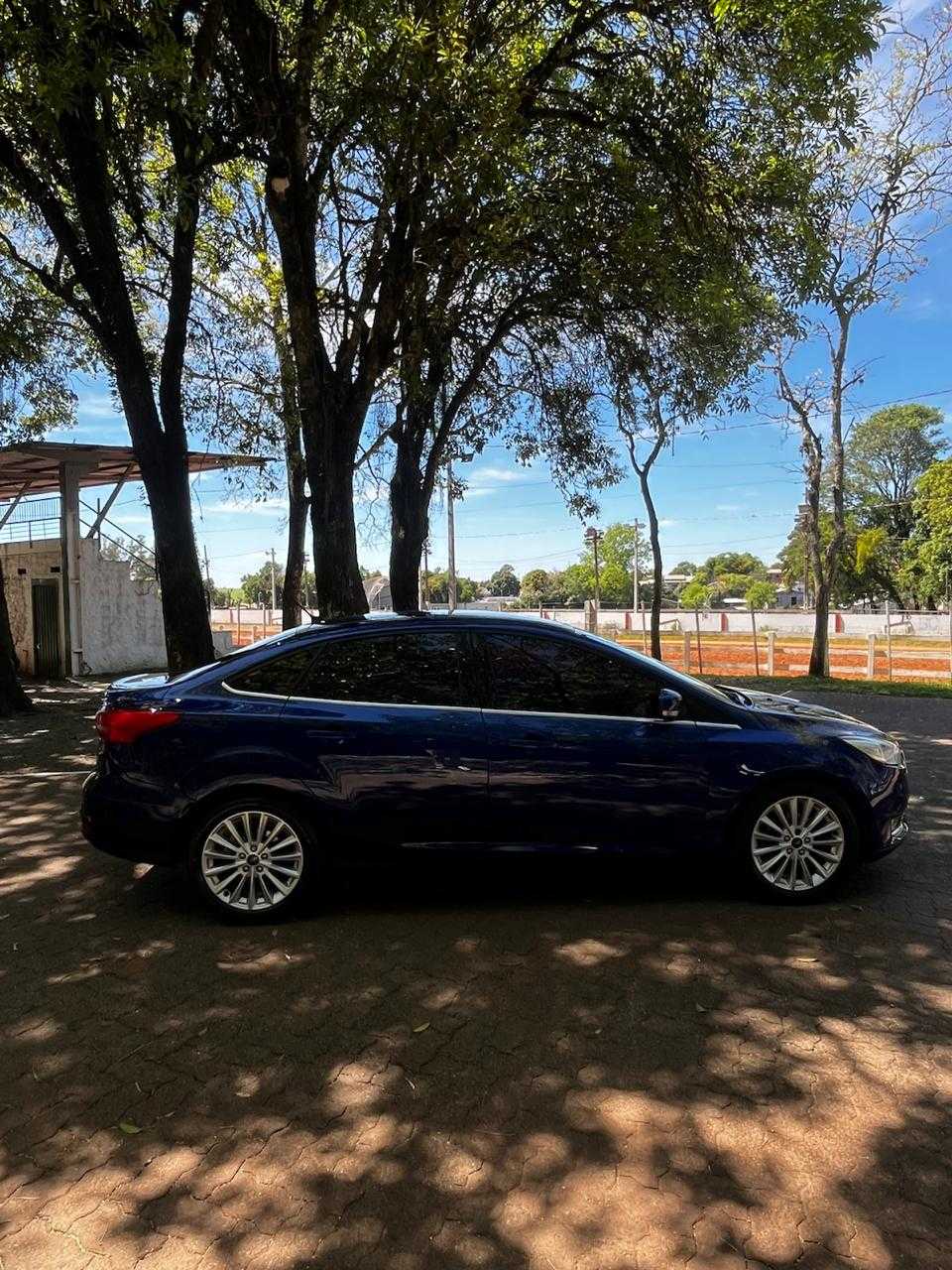 FOCUS FASTBACK 2.0 PLUS