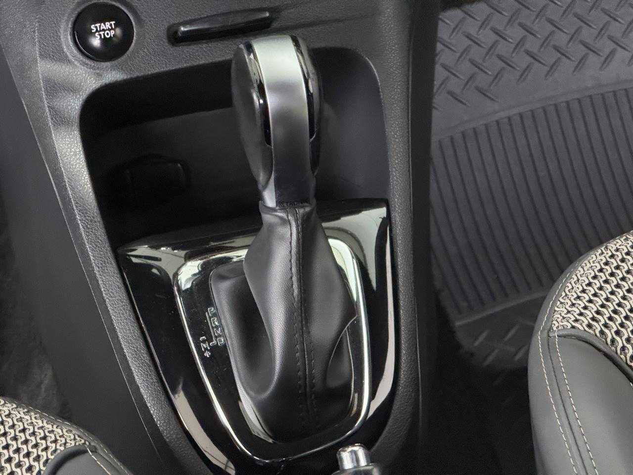 CAPTUR INTENSE 1.6 / AT