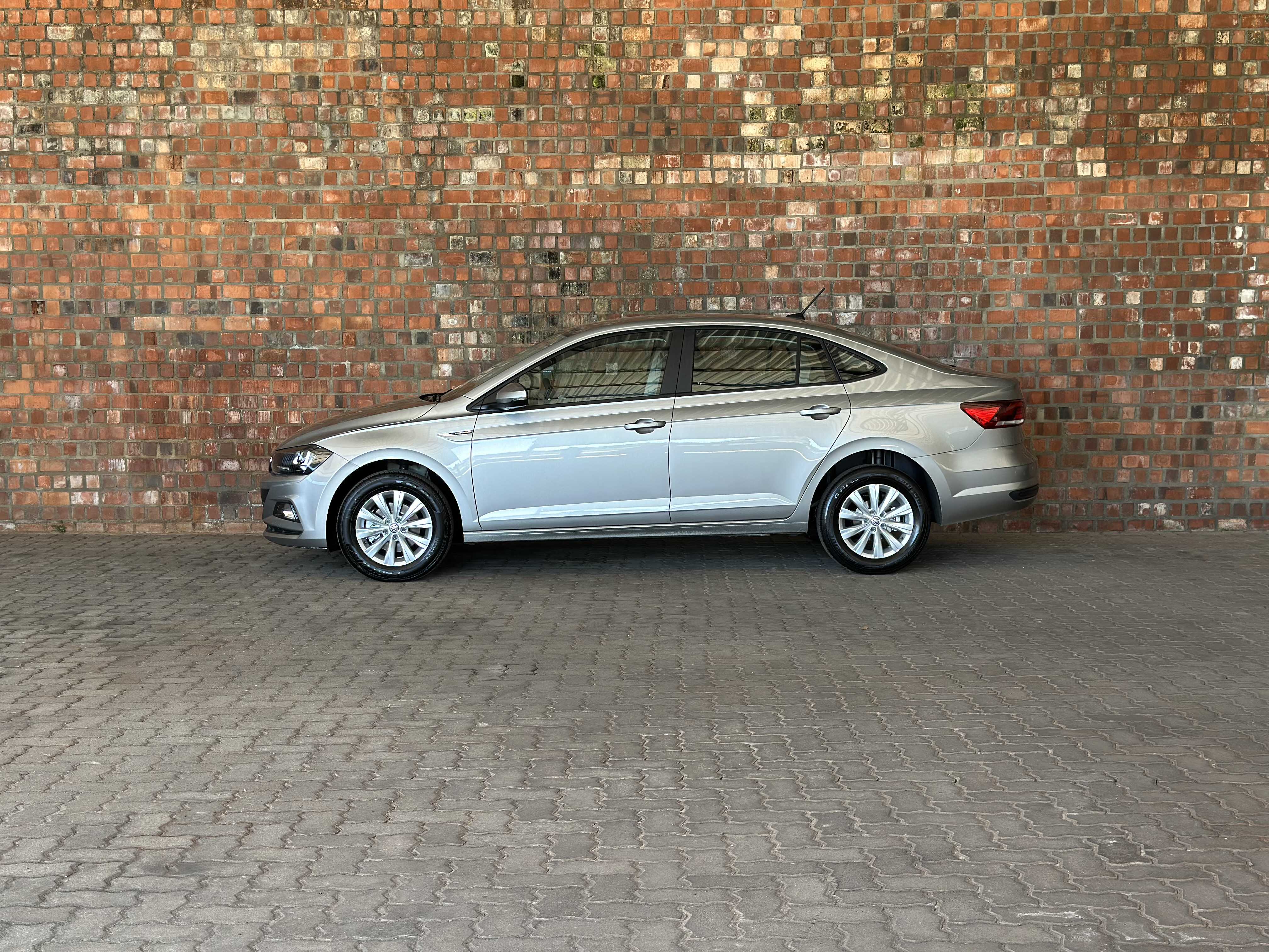 VIRTUS COMFORTLINE 200 TSI