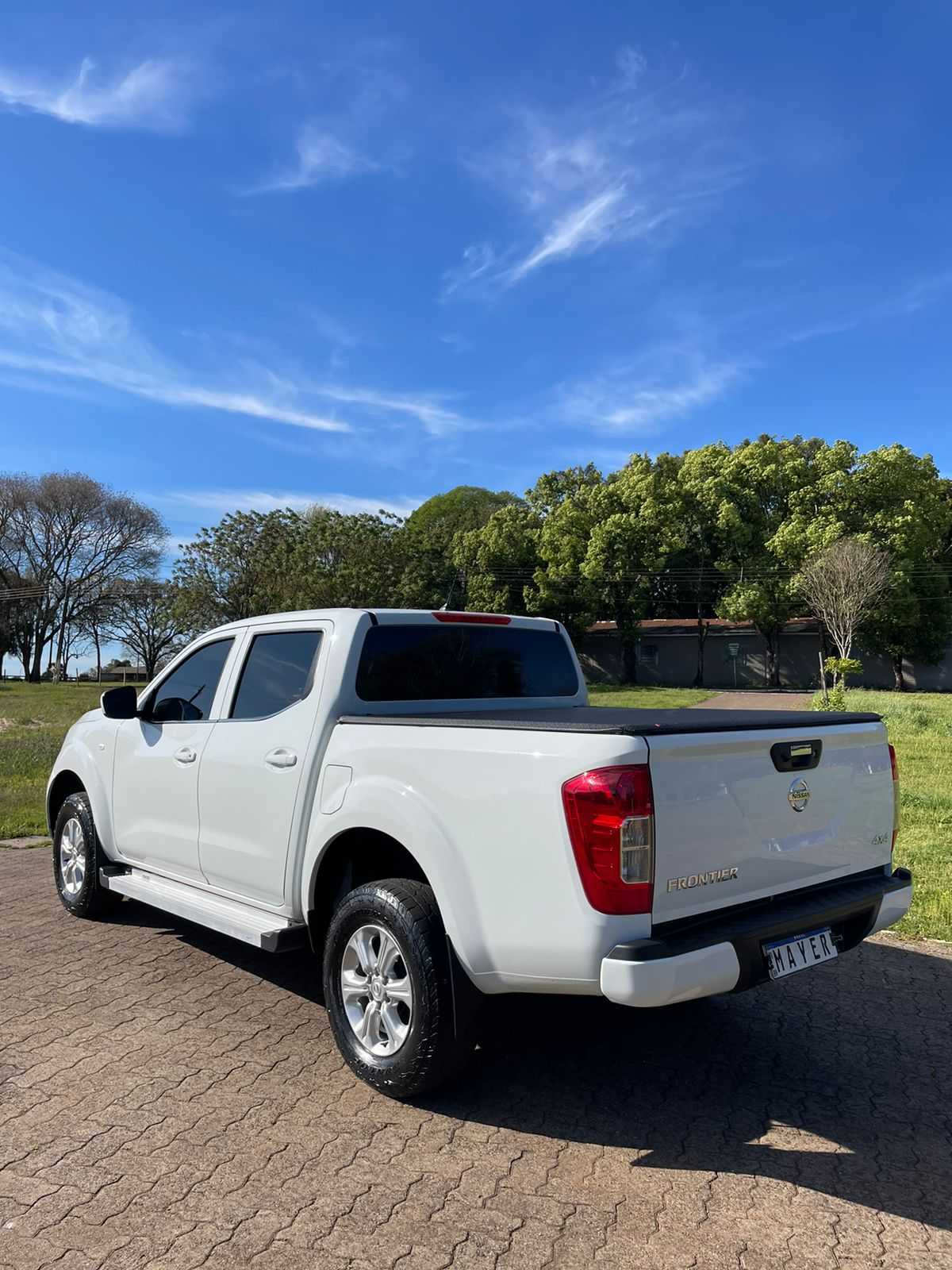 FRONTIER S 2.3  4X4 CD