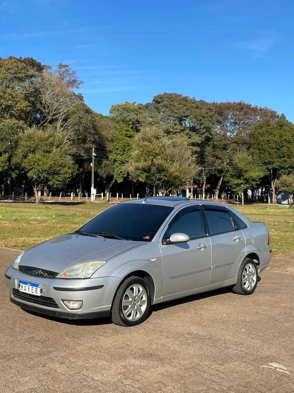 FOCUS GHIA SEDAN 2.0