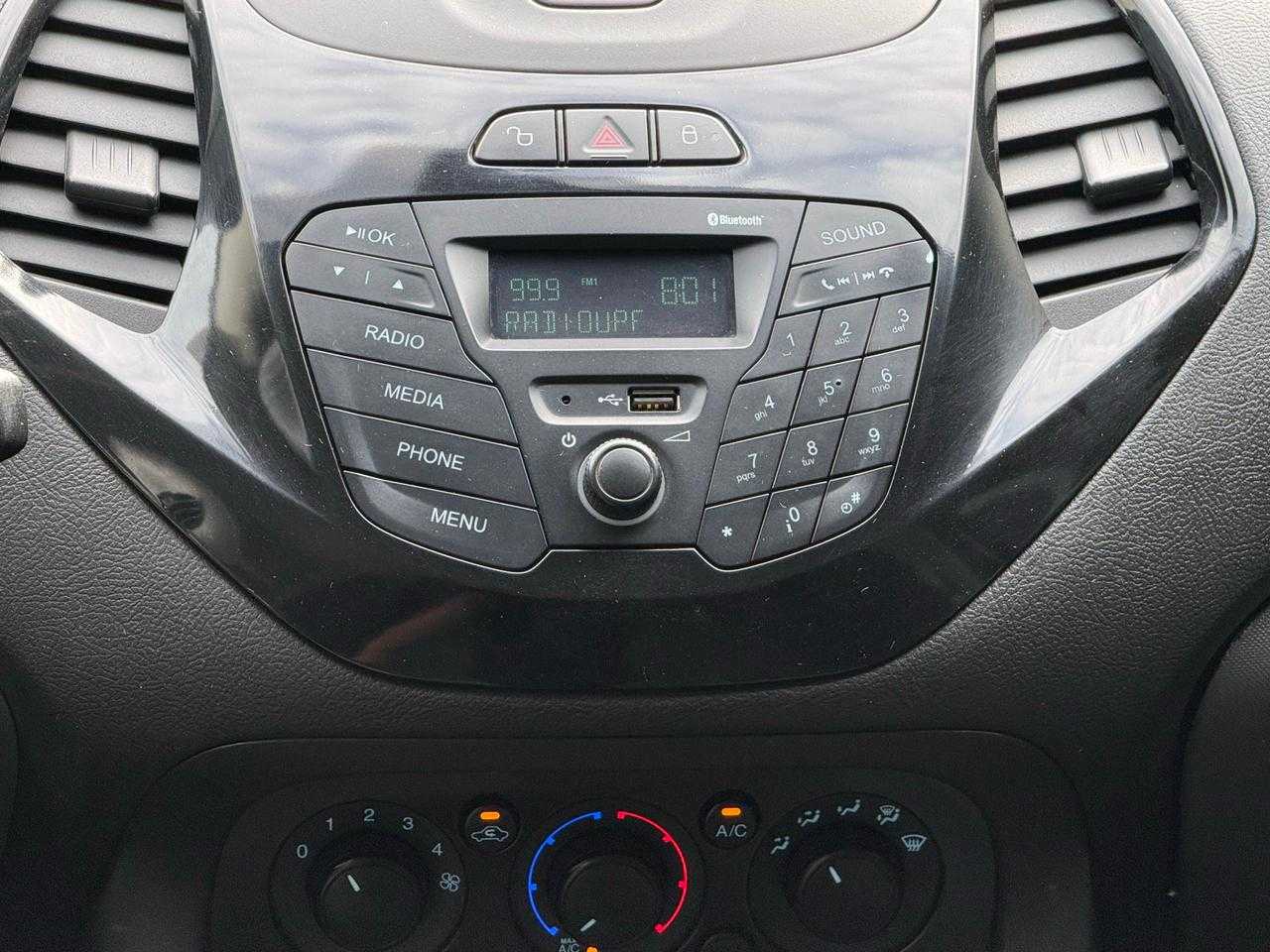 KA SE SEDAN 1.5 / COMPLETO