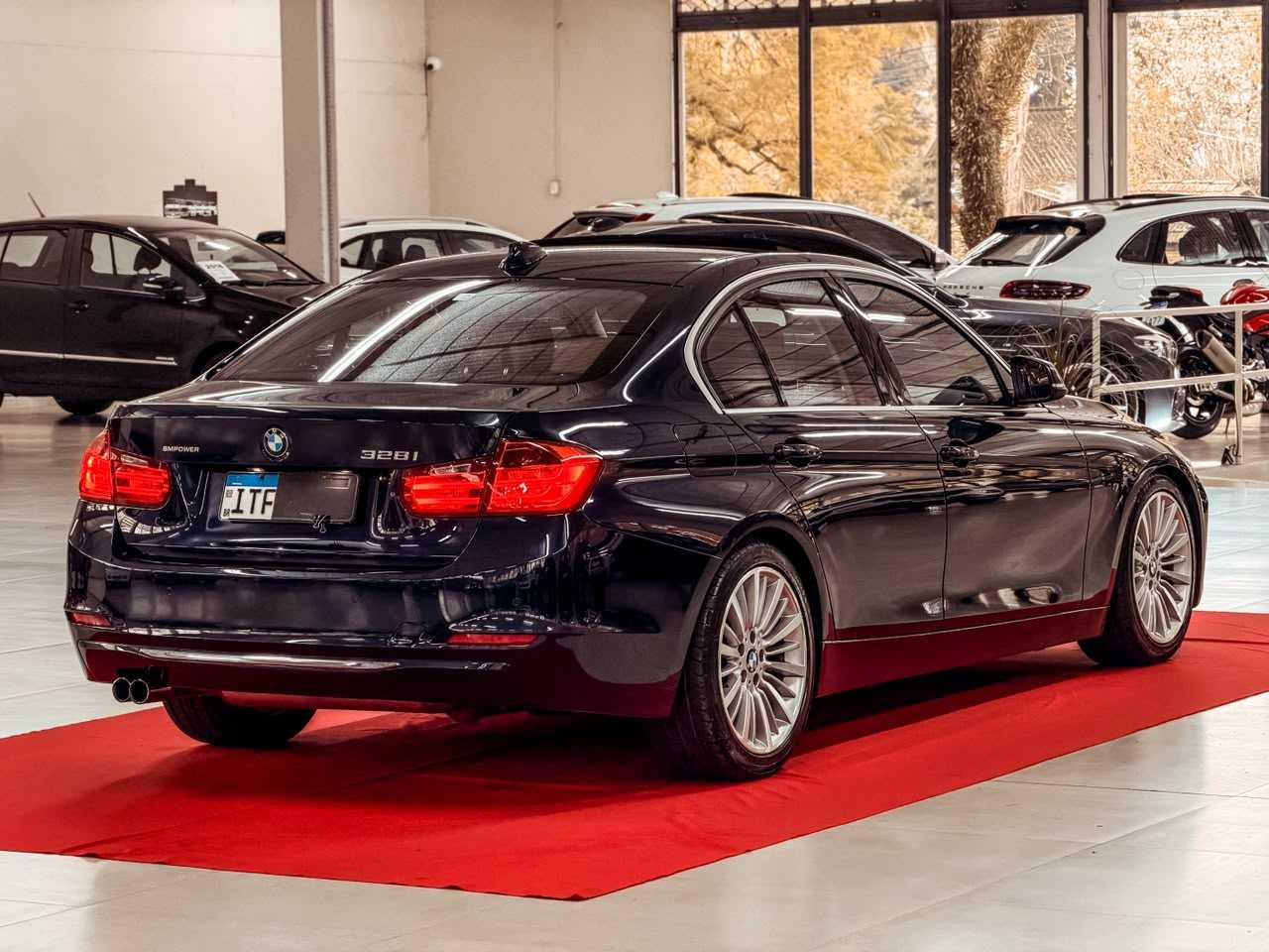 328I 2.0 TB LUXURY 16V AUT