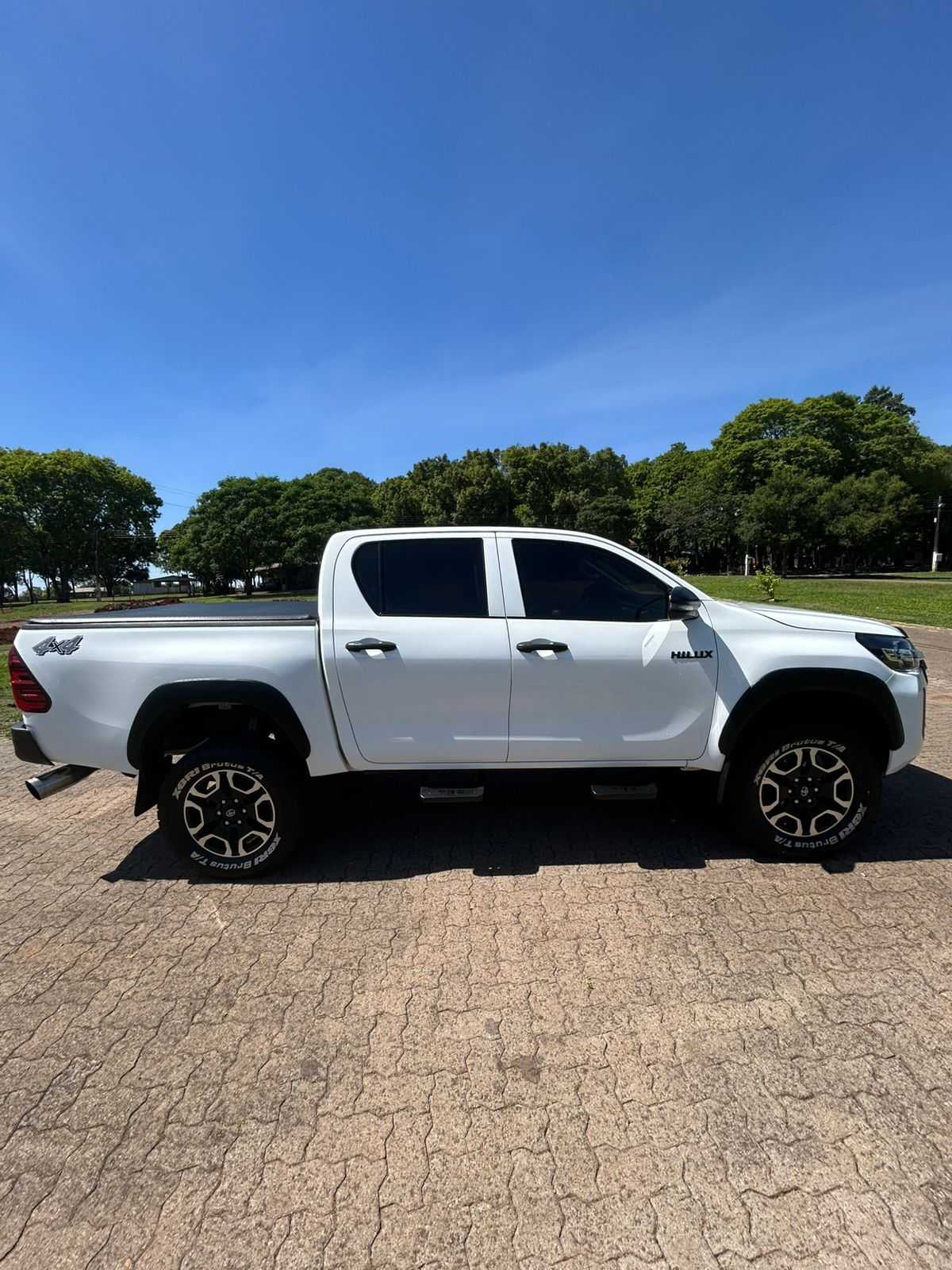 HILUX CD 4X4 2.8 MEC.