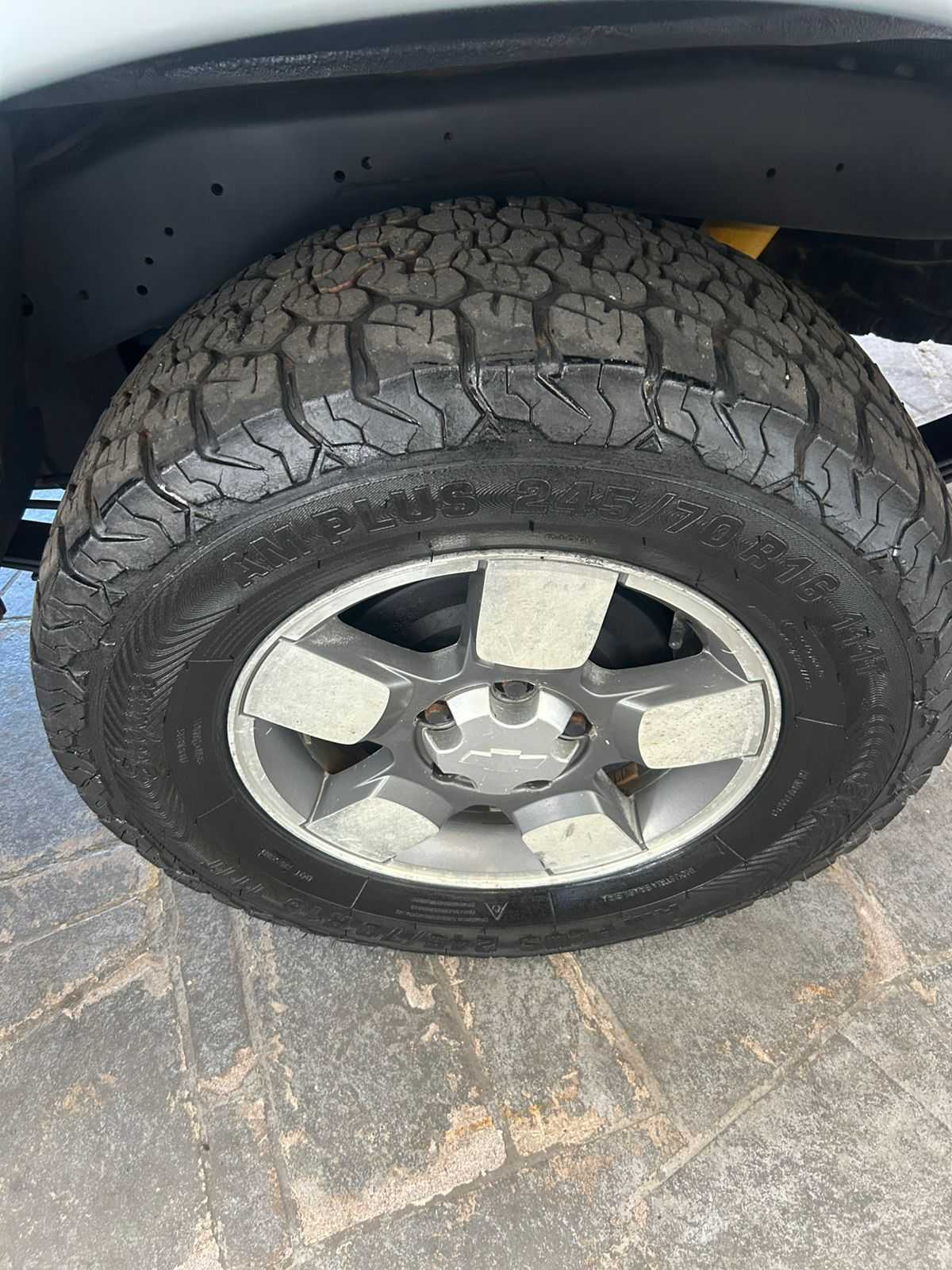 S10 EXECUTIVE 2.8 CD