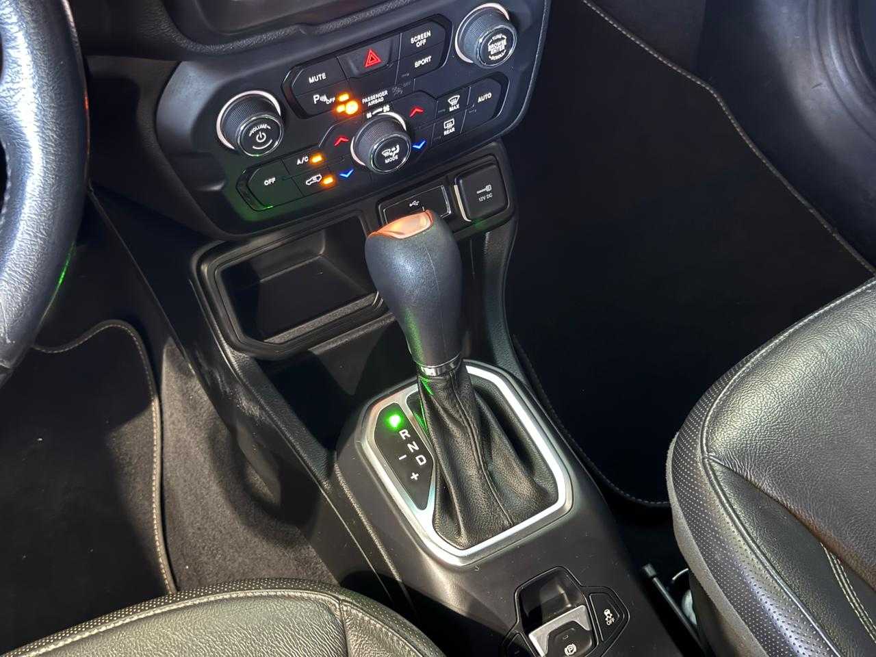 RENEGADE LONGITUDE 1.8 AUT