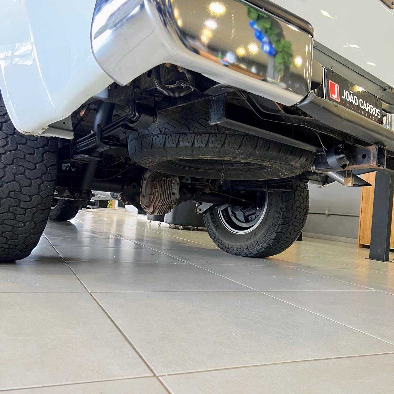 FRONTIER ATTACK SV 2.5TB 4X4