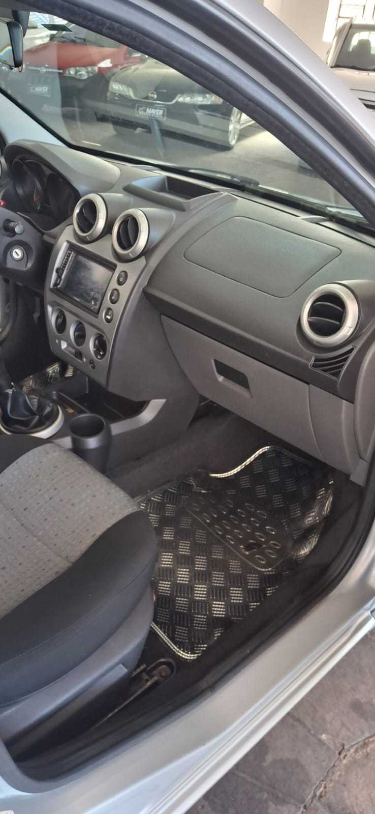 FIESTA SEDAN 1.6 FLEX 8V