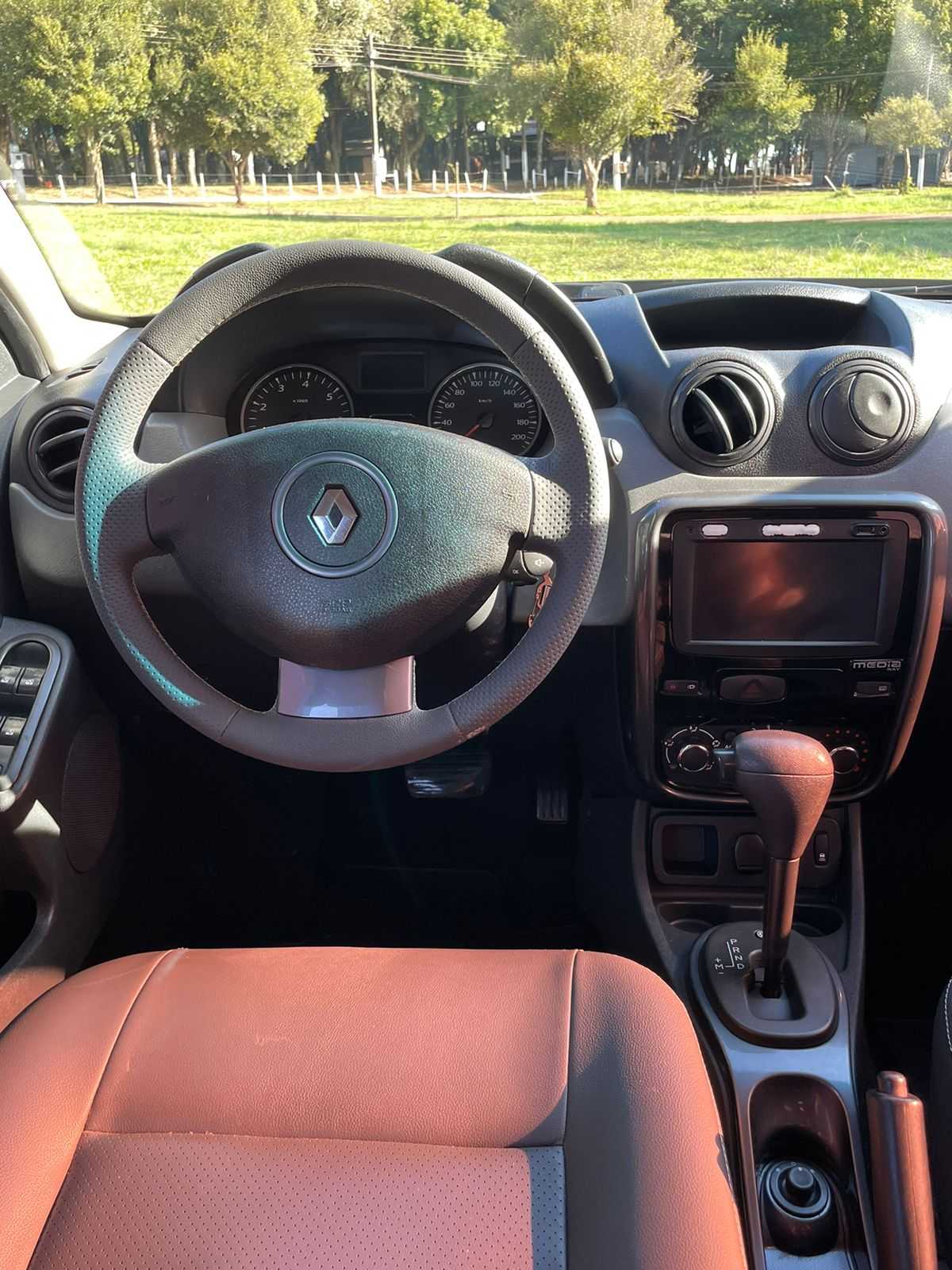 DUSTER TECHROAD 2.0 AUT.